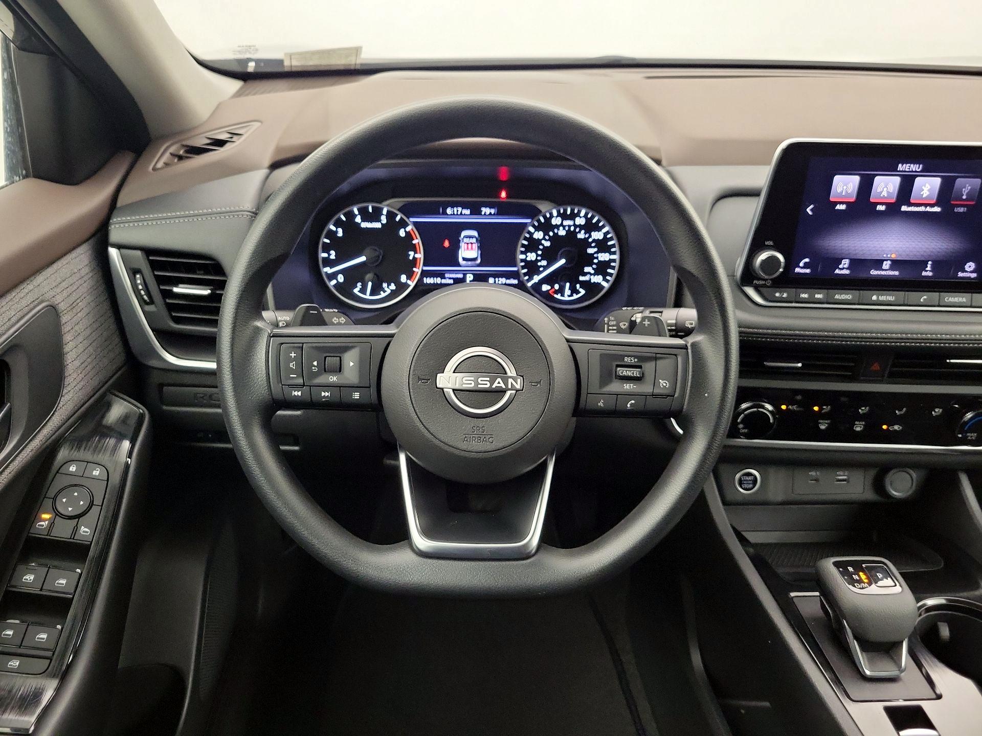 Thumbnail: 2023 Nissan Rogue - 10