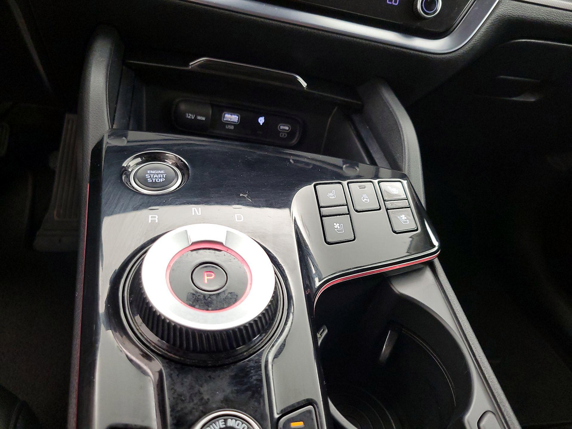 Thumbnail: 2023 Kia Sportage - 17