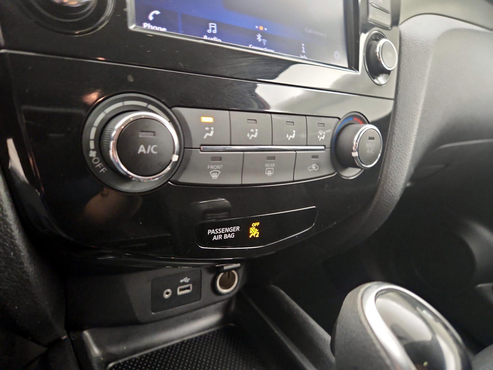 Thumbnail: 2019 Nissan Rogue Sport - 16