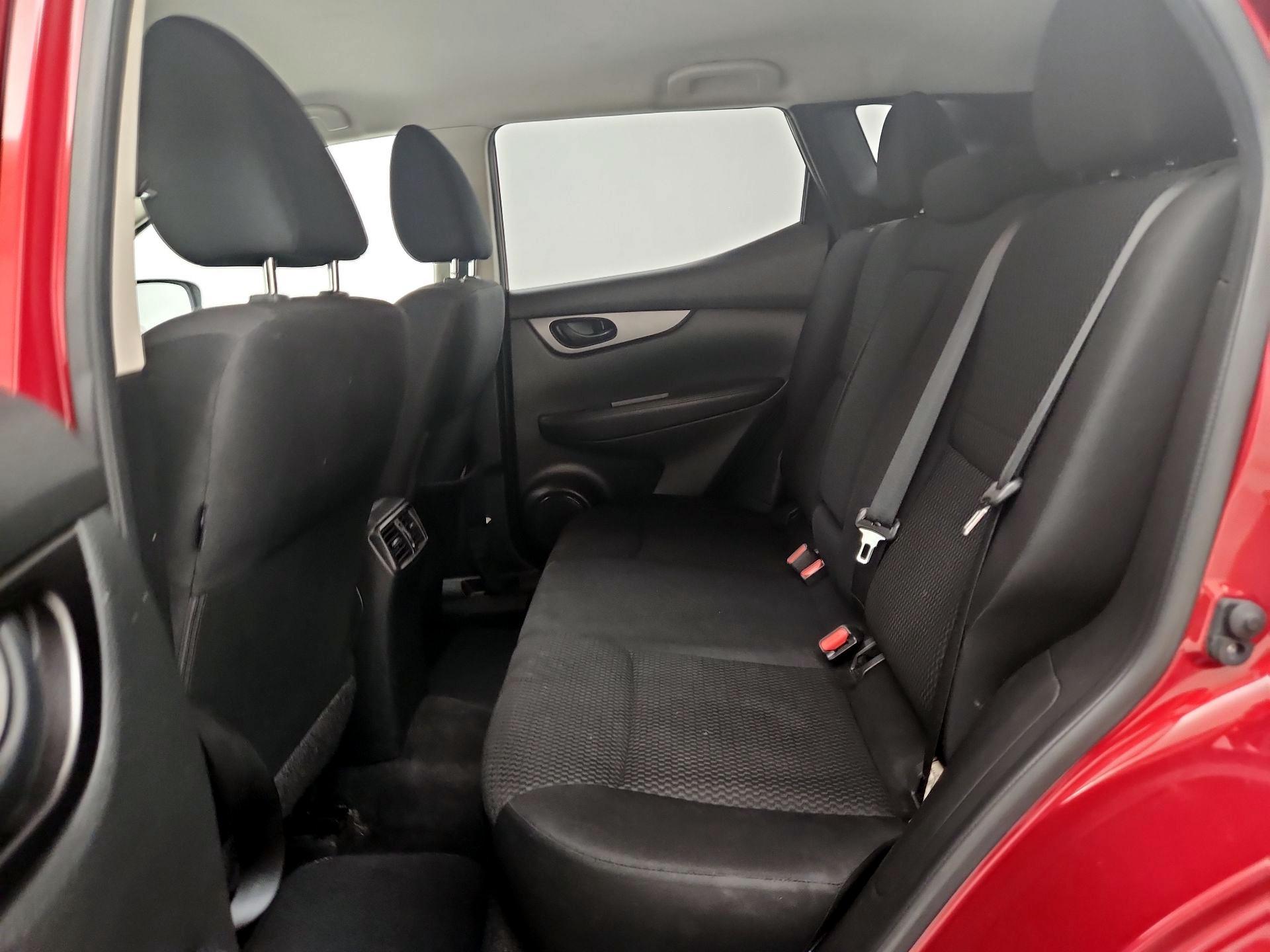 Thumbnail: 2019 Nissan Rogue Sport - 19
