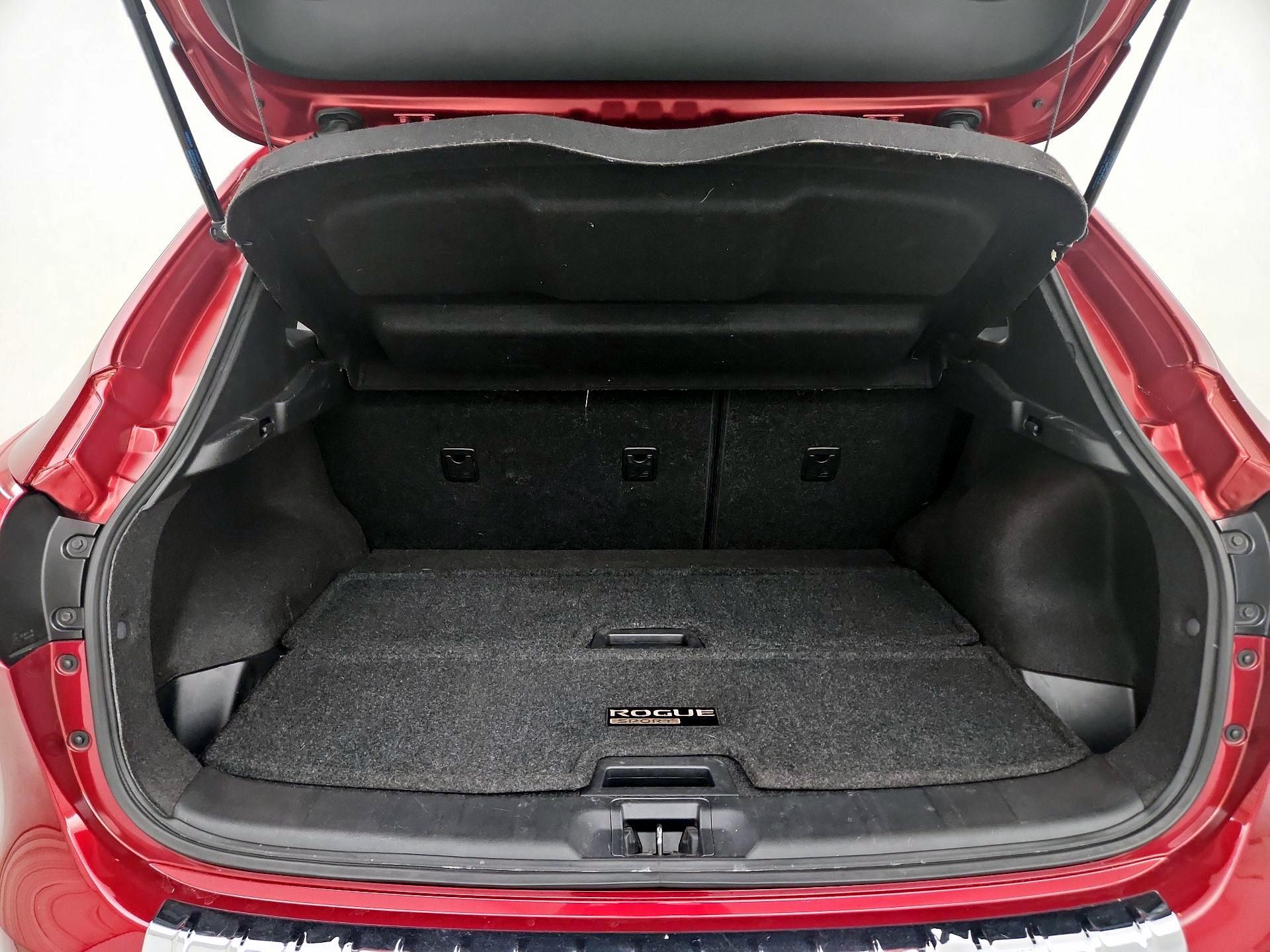 Thumbnail: 2019 Nissan Rogue Sport - 20