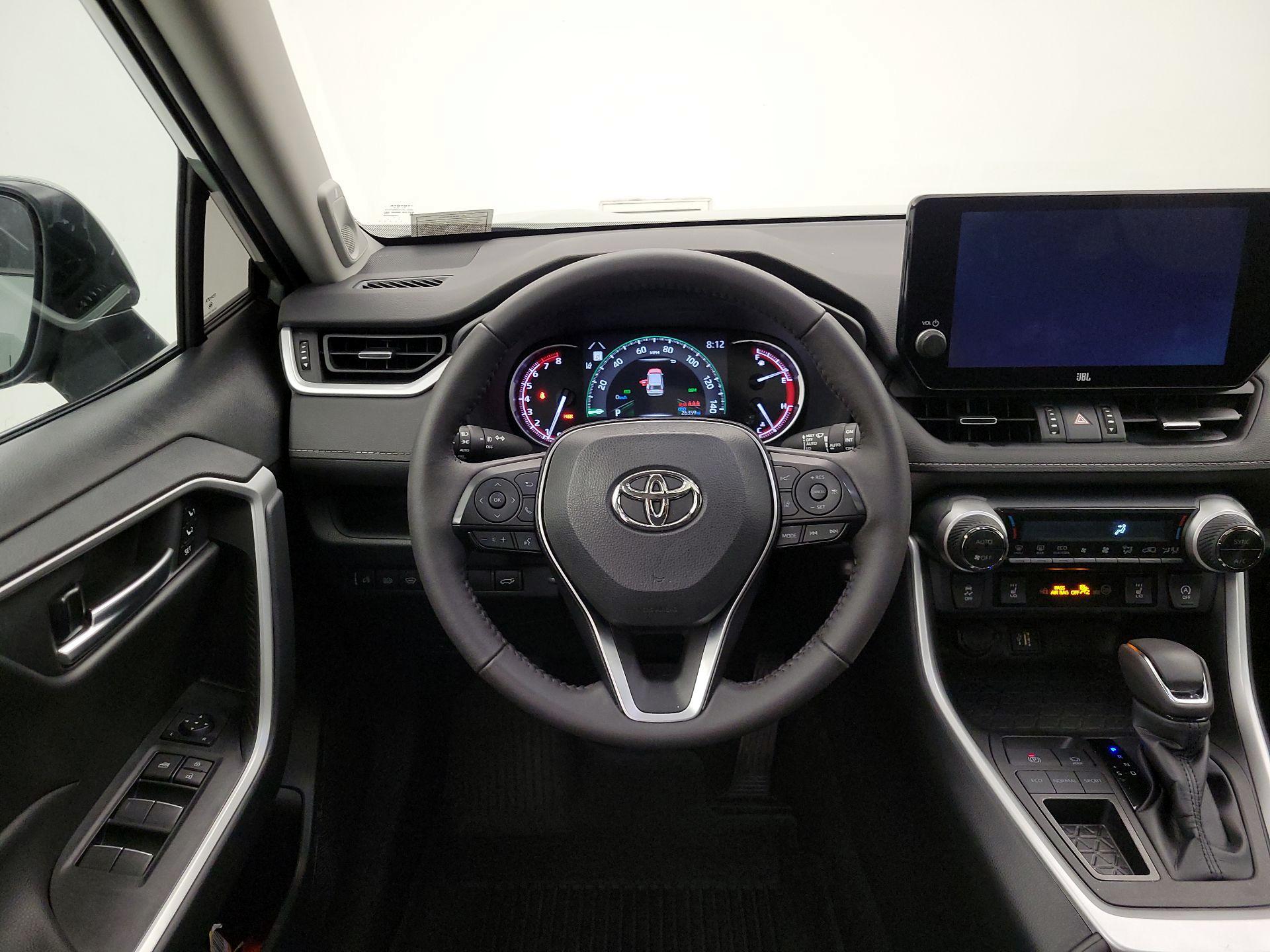 Thumbnail: 2023 Toyota RAV4 - 10
