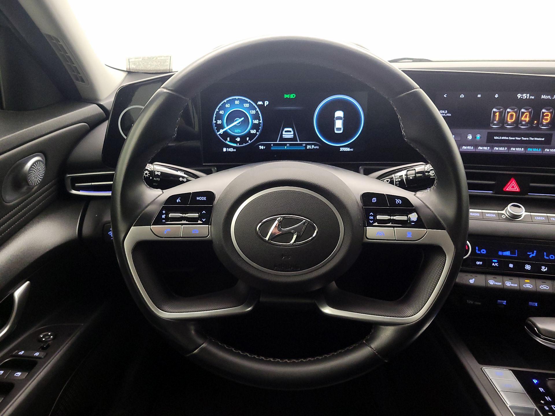 Thumbnail: 2021 Hyundai Elantra - 10