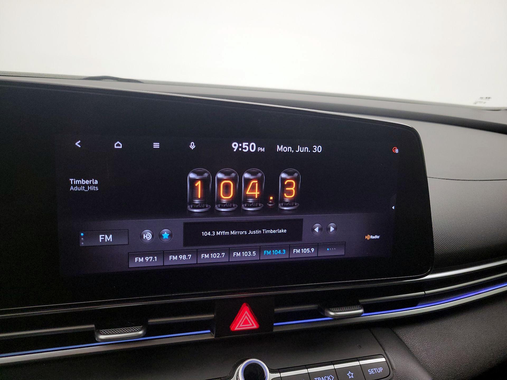 Thumbnail: 2021 Hyundai Elantra - 15