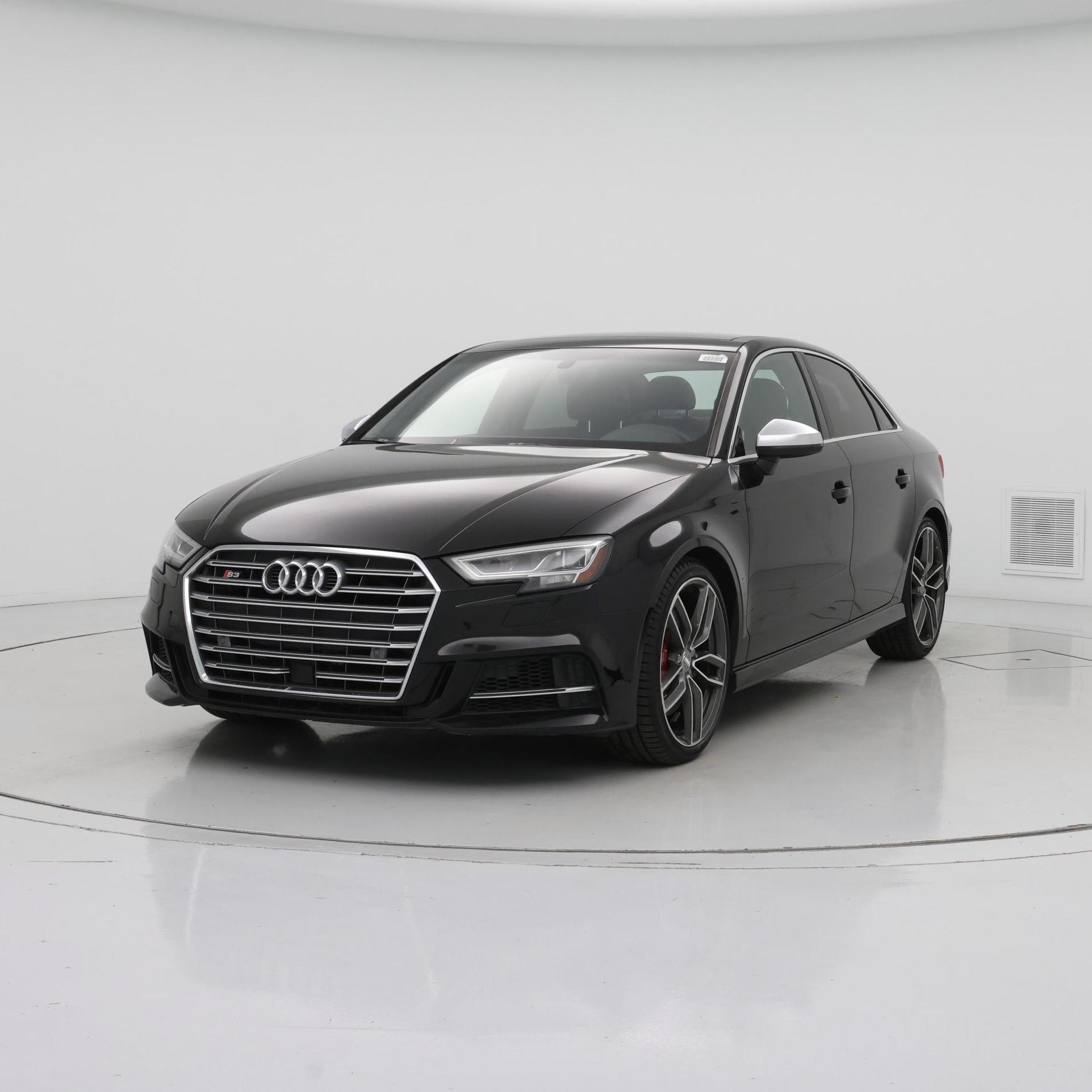 Thumbnail: 2018 Audi S3 - 4