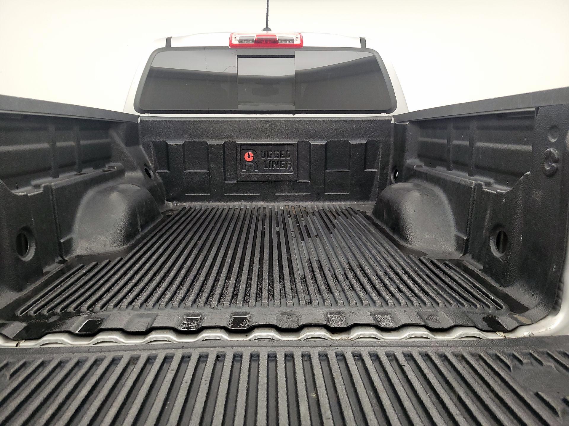 Thumbnail: 2017 Chevrolet Colorado - 18