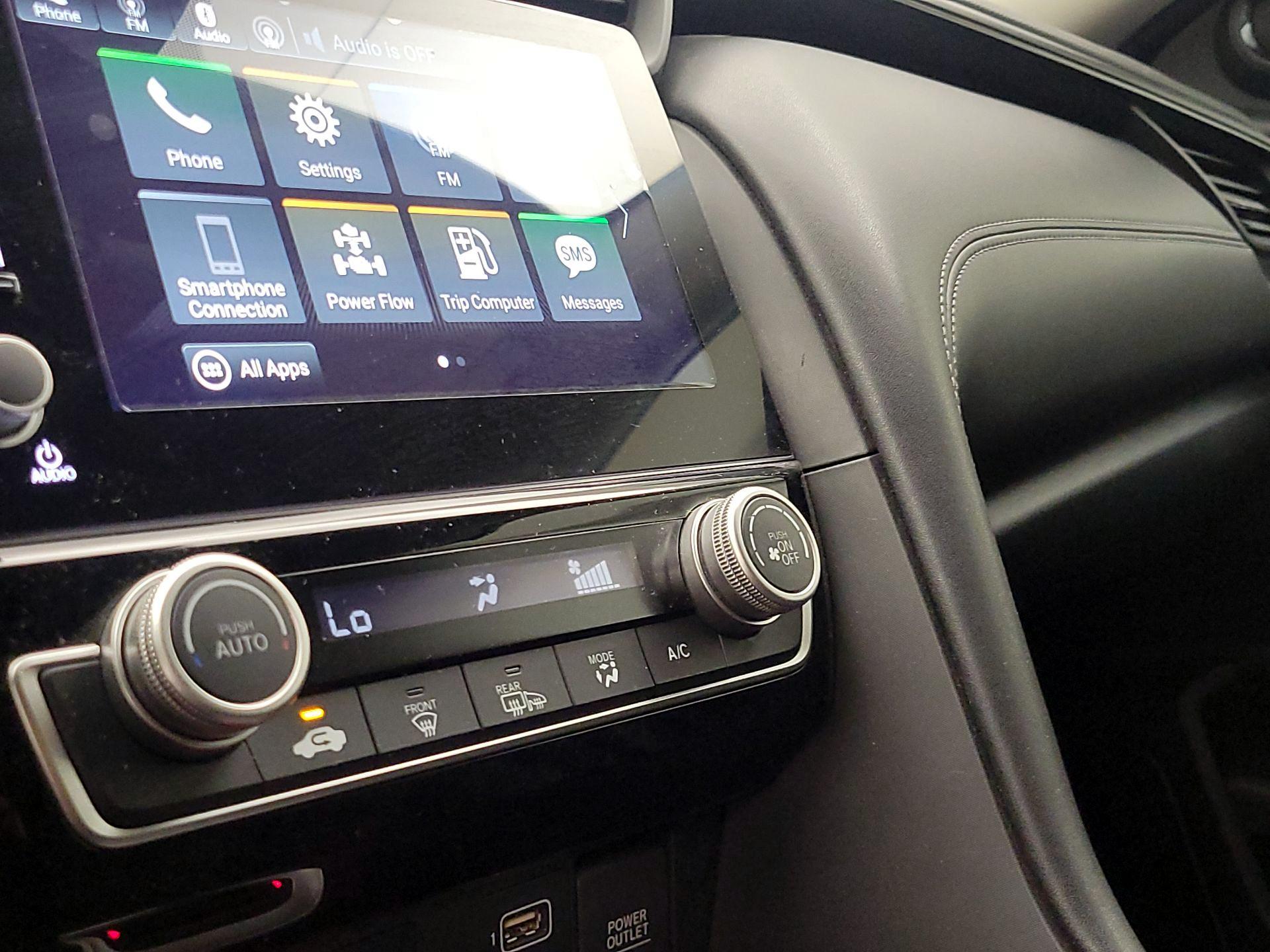 Thumbnail: 2019 Honda Insight - 16