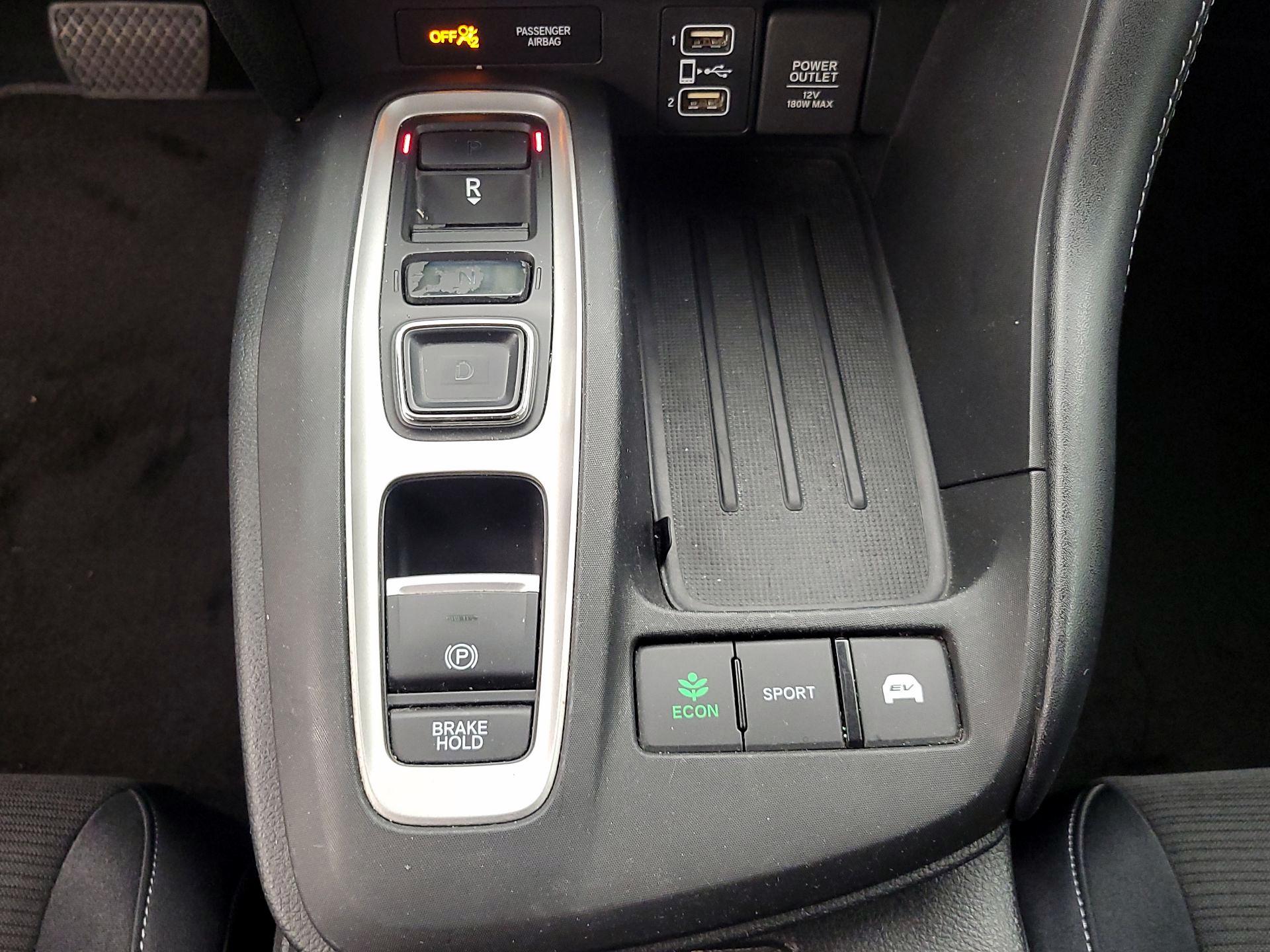 Thumbnail: 2019 Honda Insight - 17
