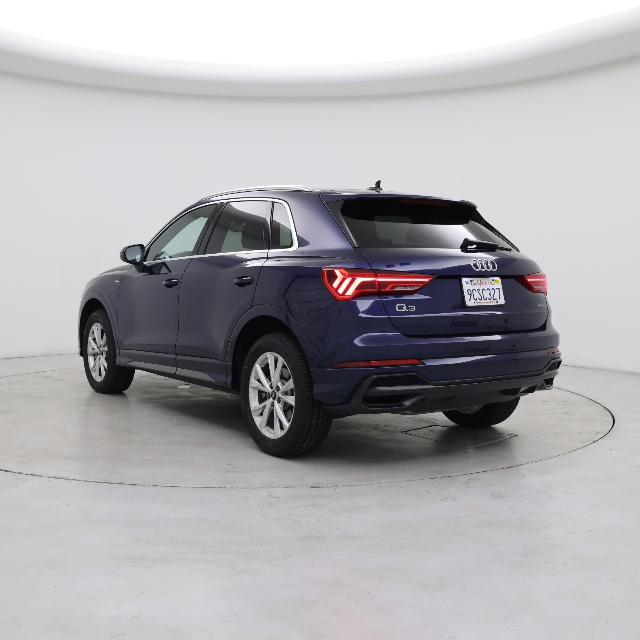 Thumbnail: 2022 Audi Q3 - 2