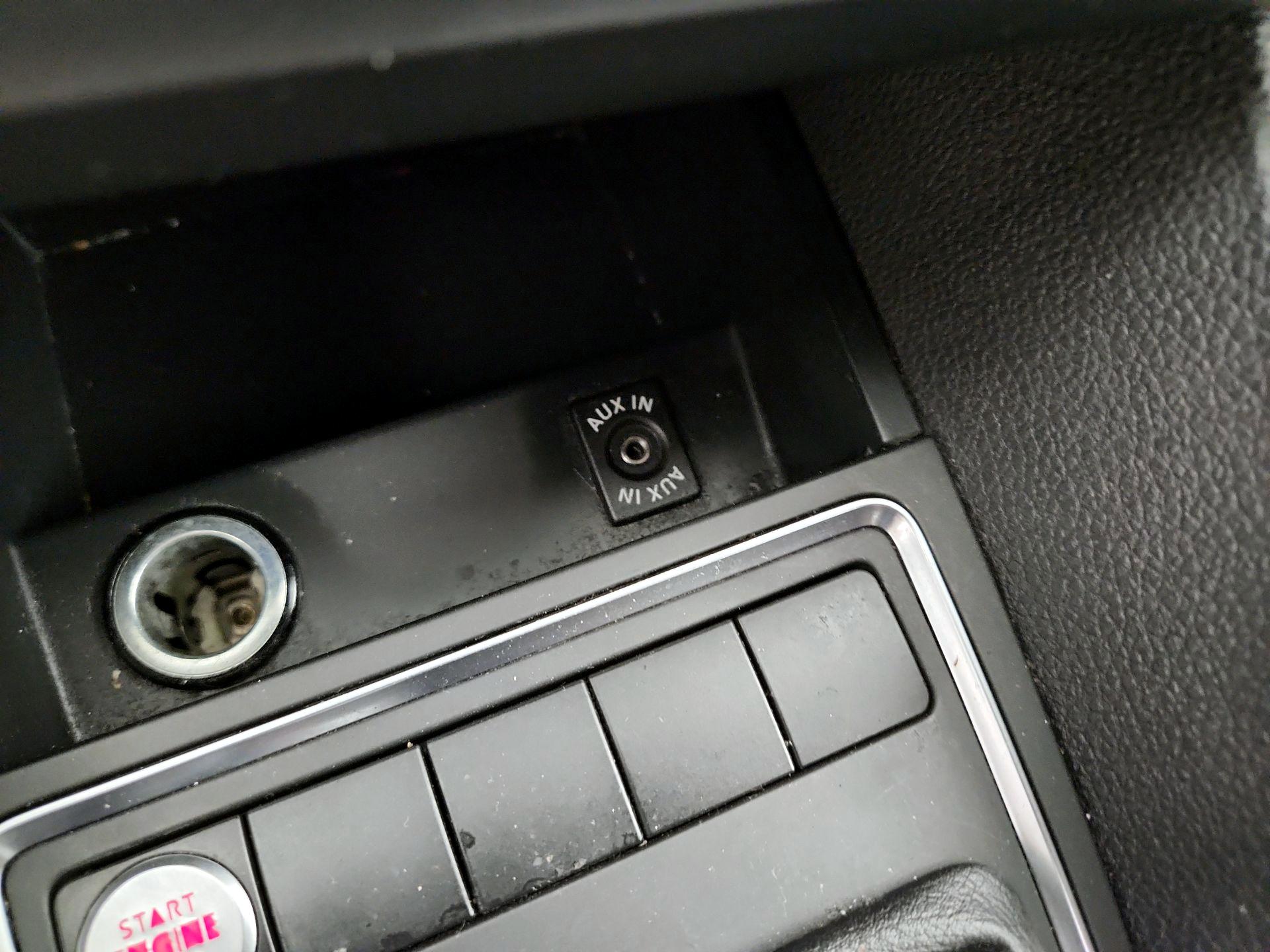 Thumbnail: 2015 Volkswagen Jetta - 17