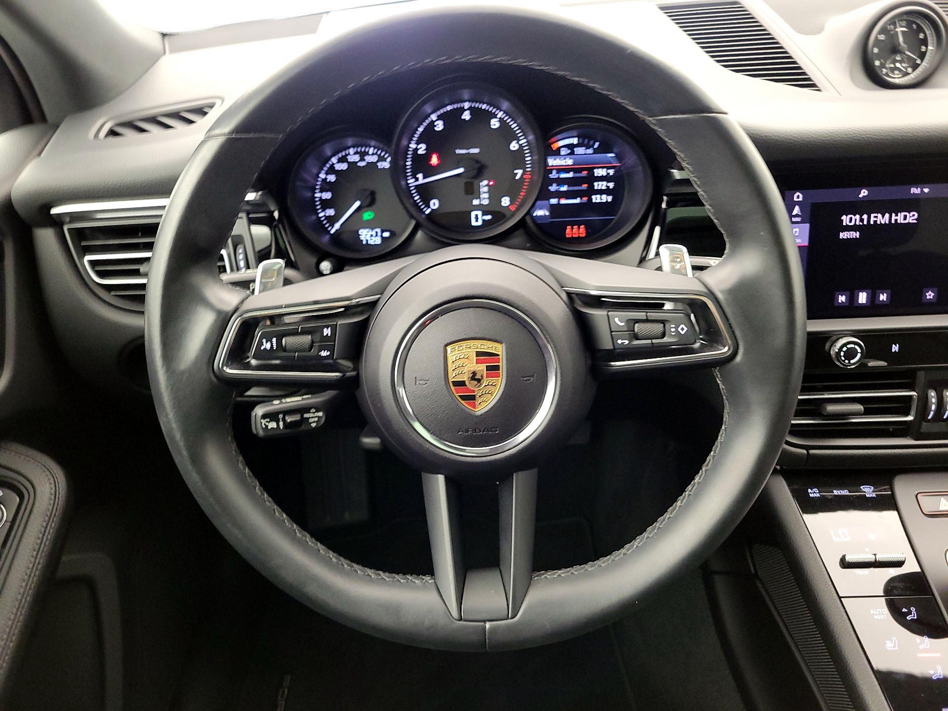 Thumbnail: 2024 Porsche Macan - 10