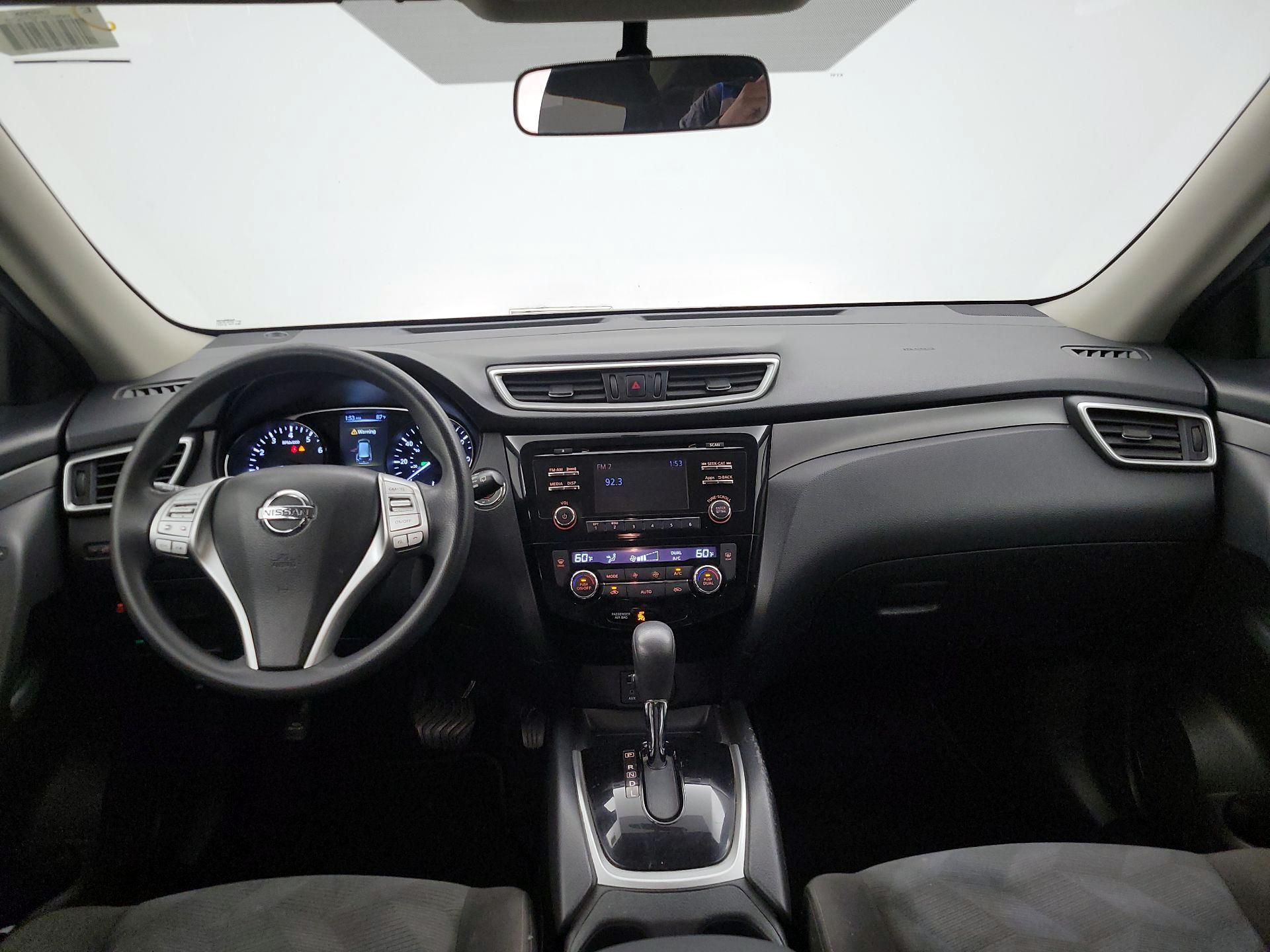 Thumbnail: 2016 Nissan Rogue - 9