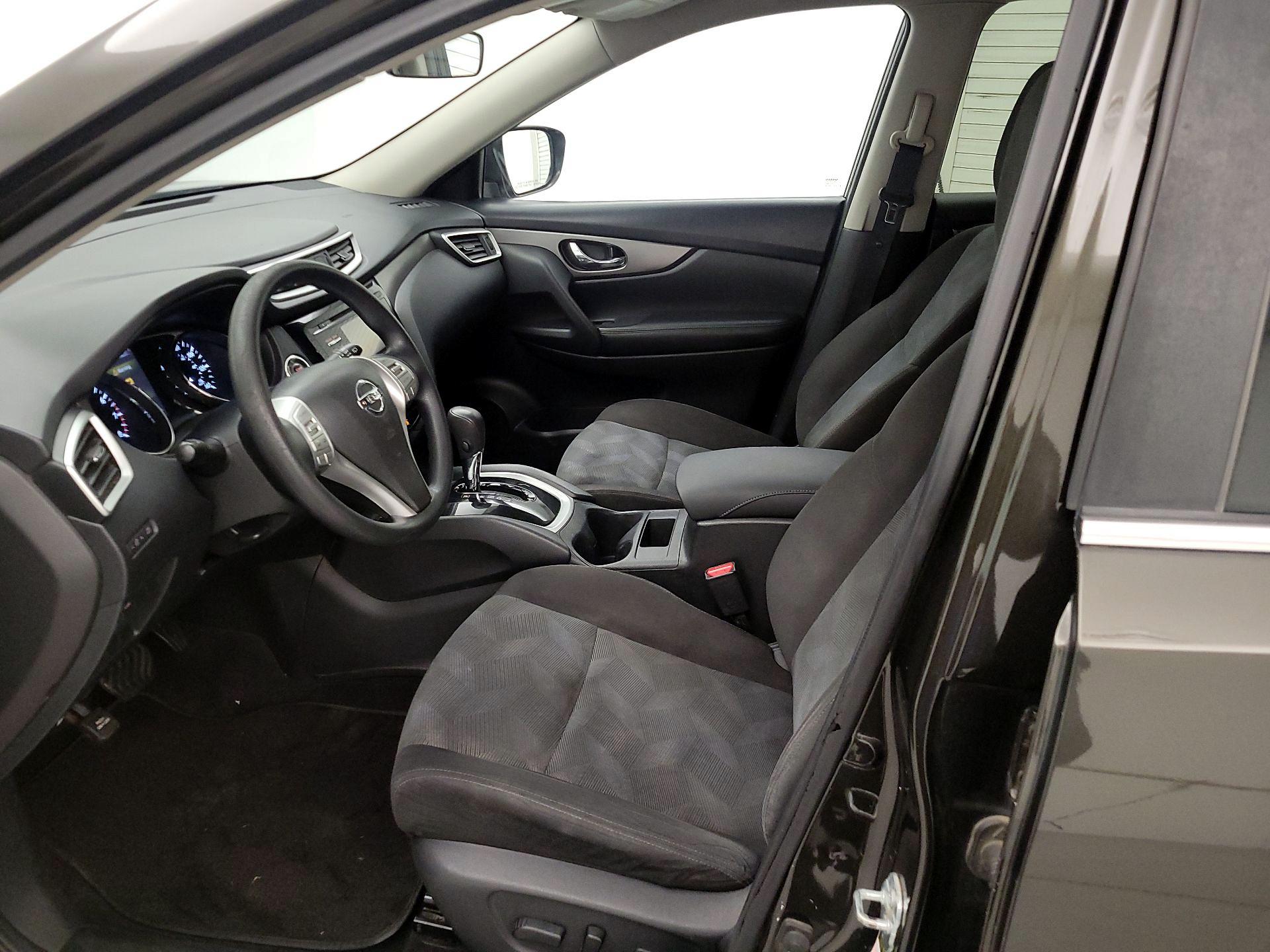 Thumbnail: 2016 Nissan Rogue - 11