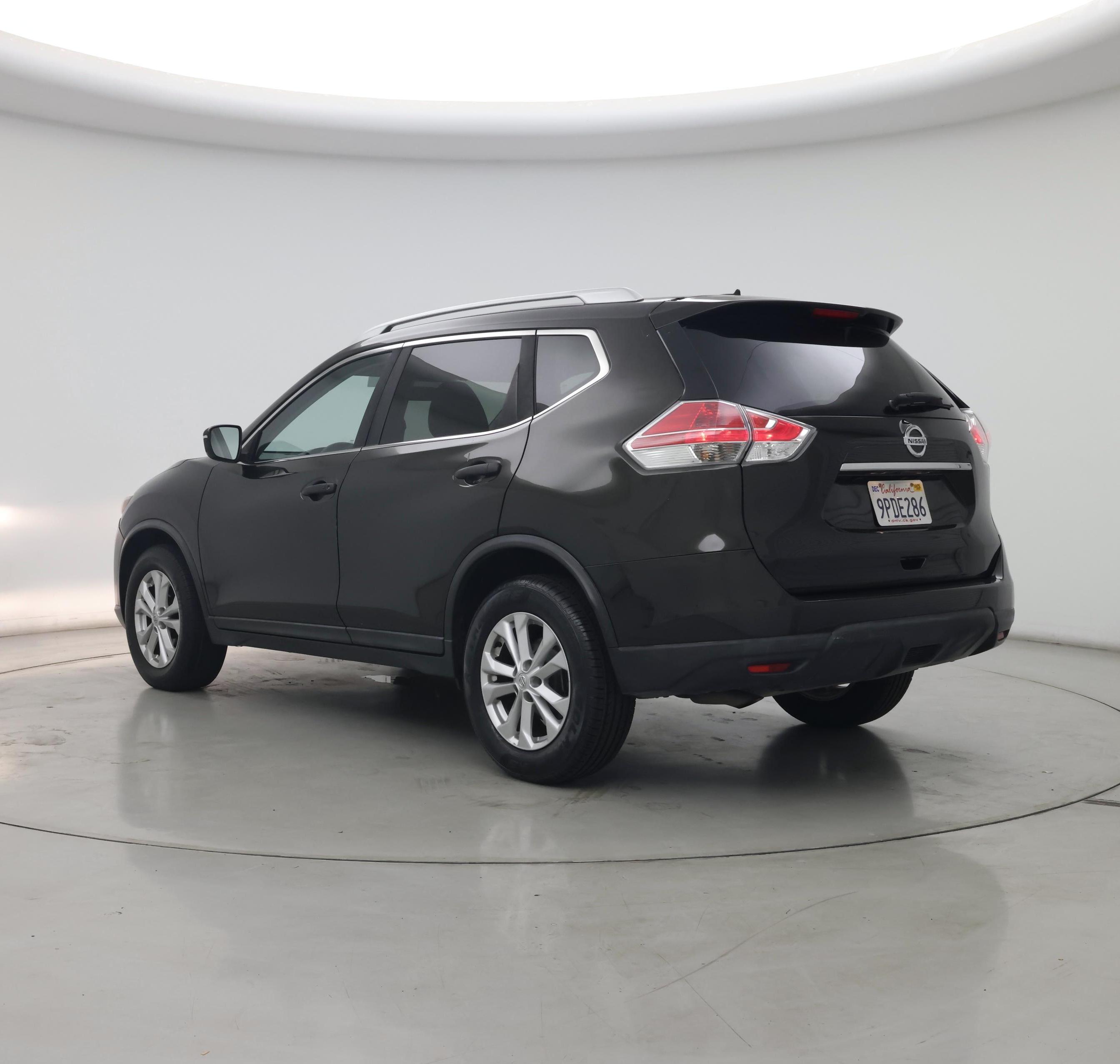Thumbnail: 2016 Nissan Rogue - 2