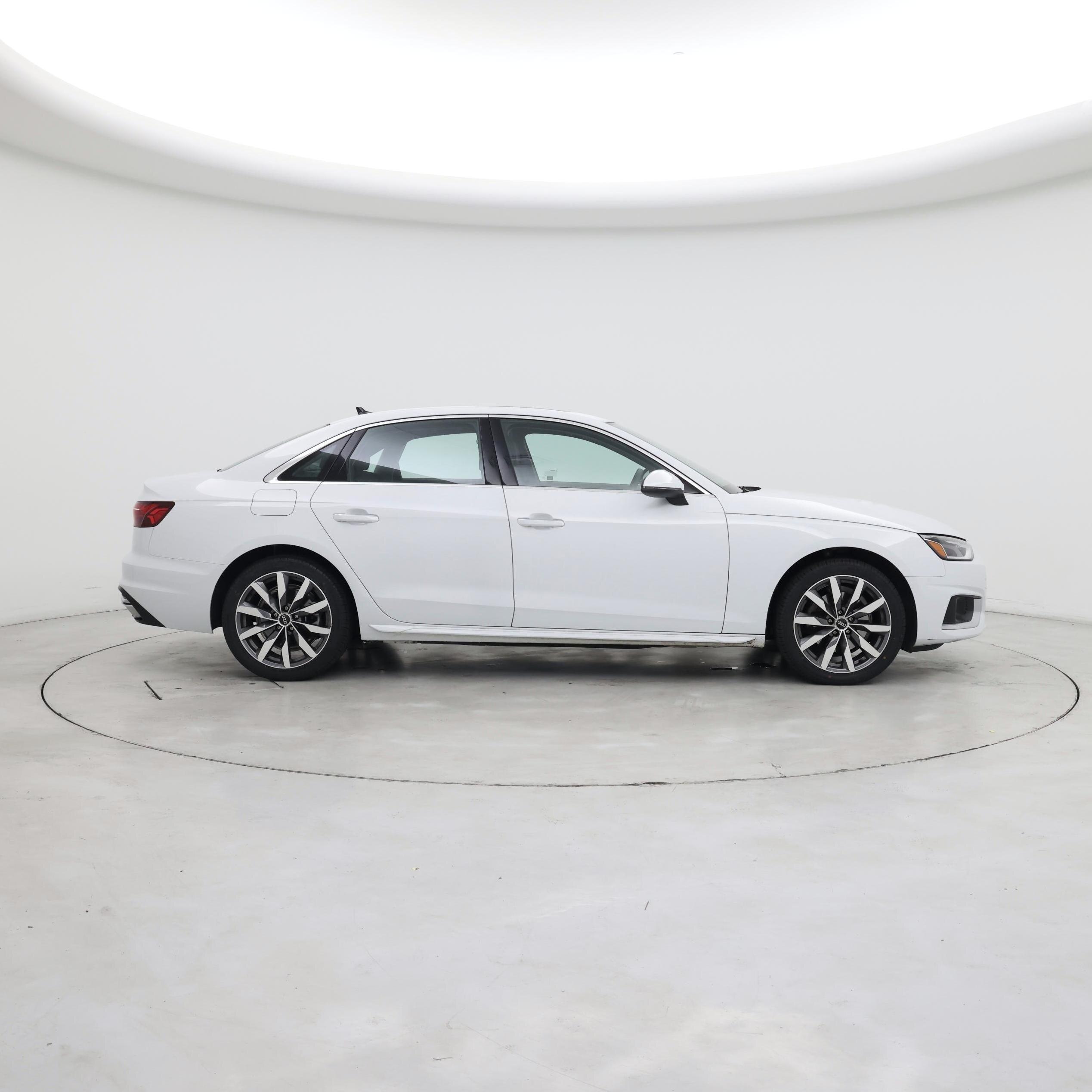 Thumbnail: 2022 Audi A4 - 7