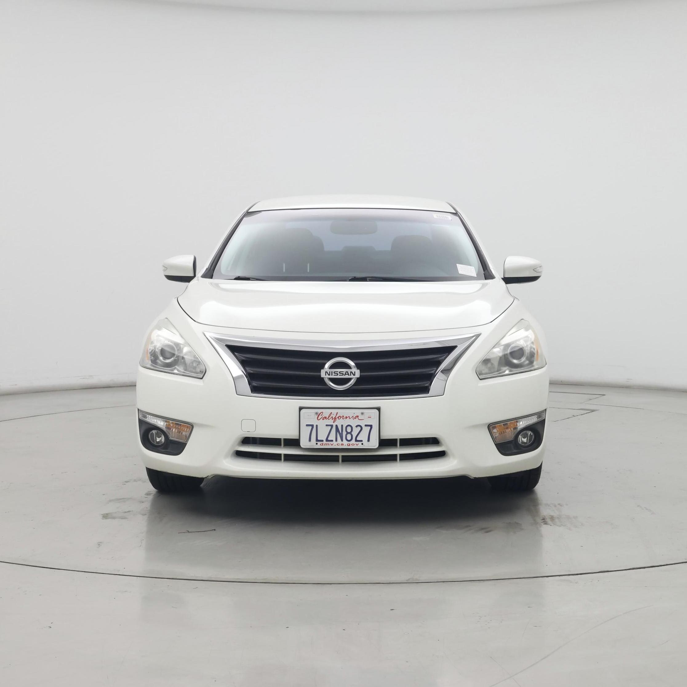 Thumbnail: 2015 Nissan Altima - 5