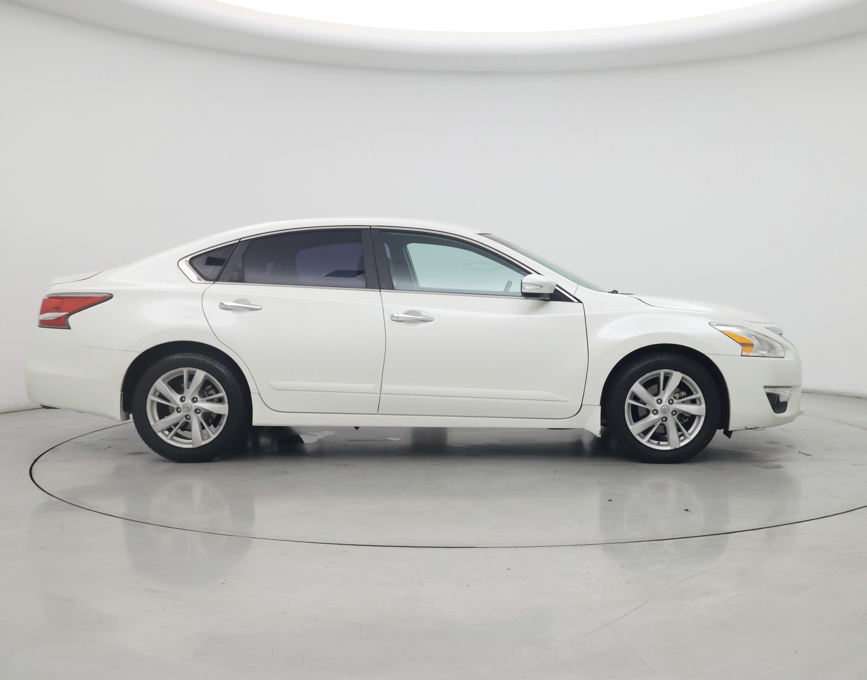 Thumbnail: 2015 Nissan Altima - 7