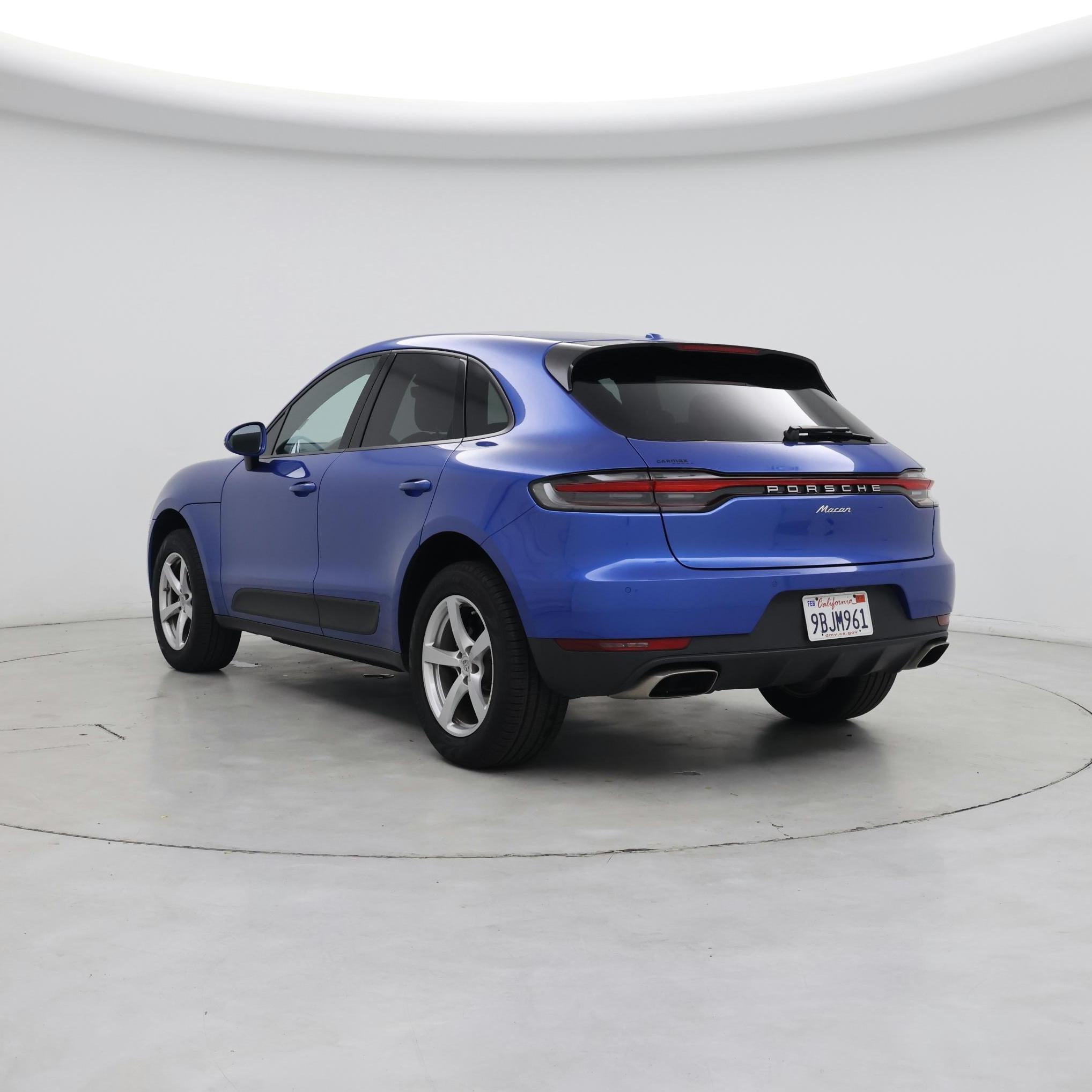 Thumbnail: 2021 Porsche Macan - 2