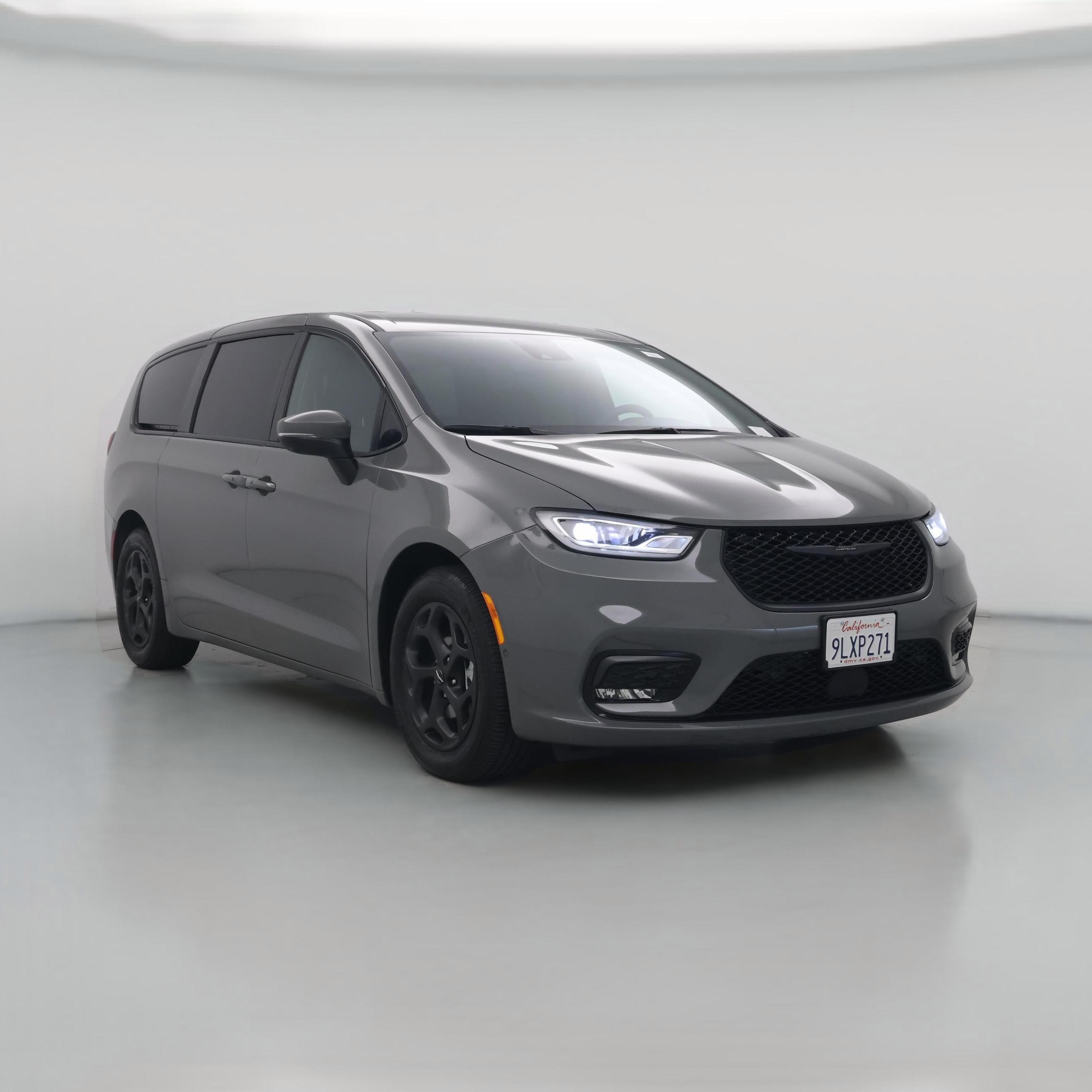 Thumbnail: 2023 Chrysler Pacifica - 1