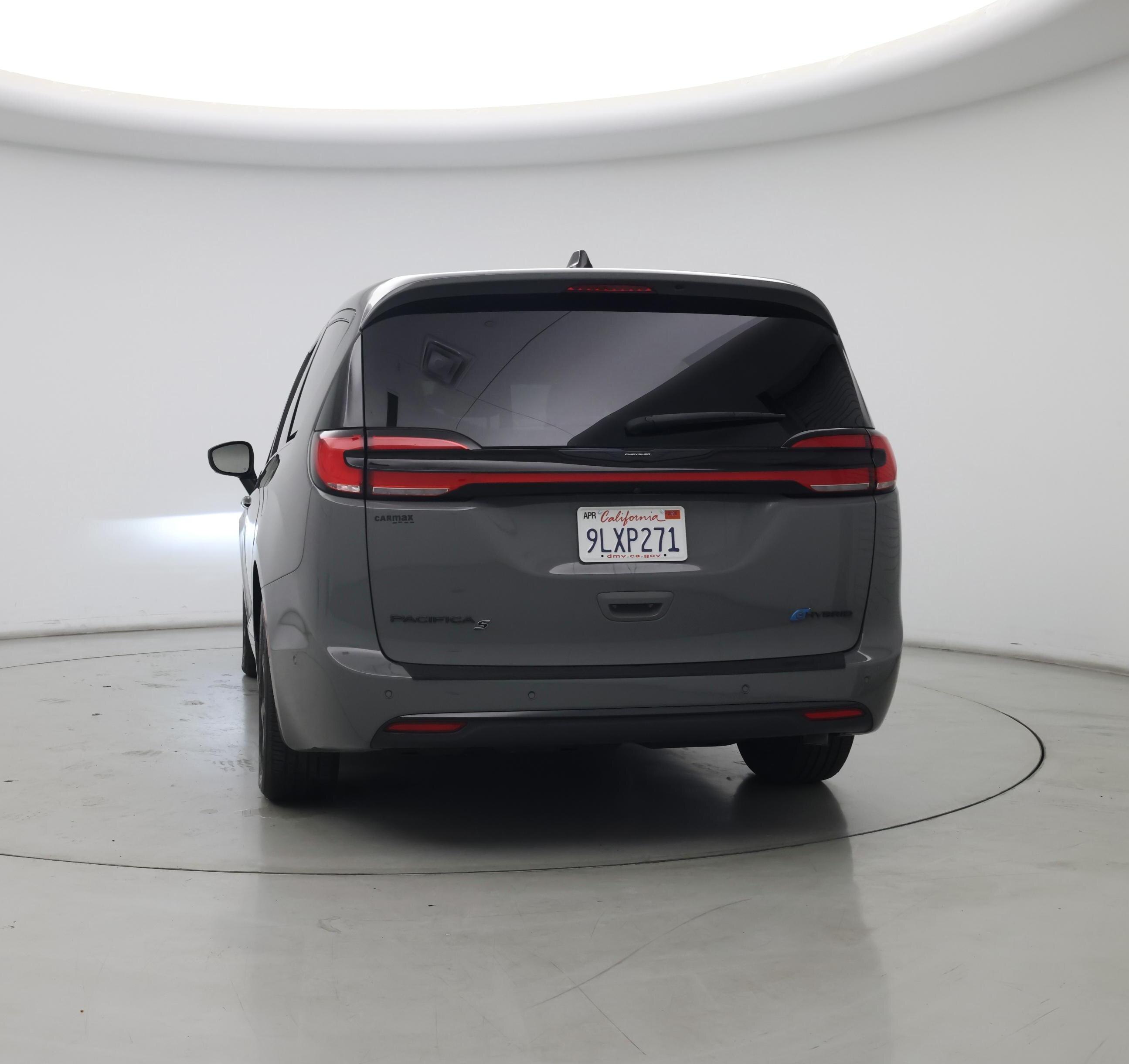 Thumbnail: 2023 Chrysler Pacifica - 6
