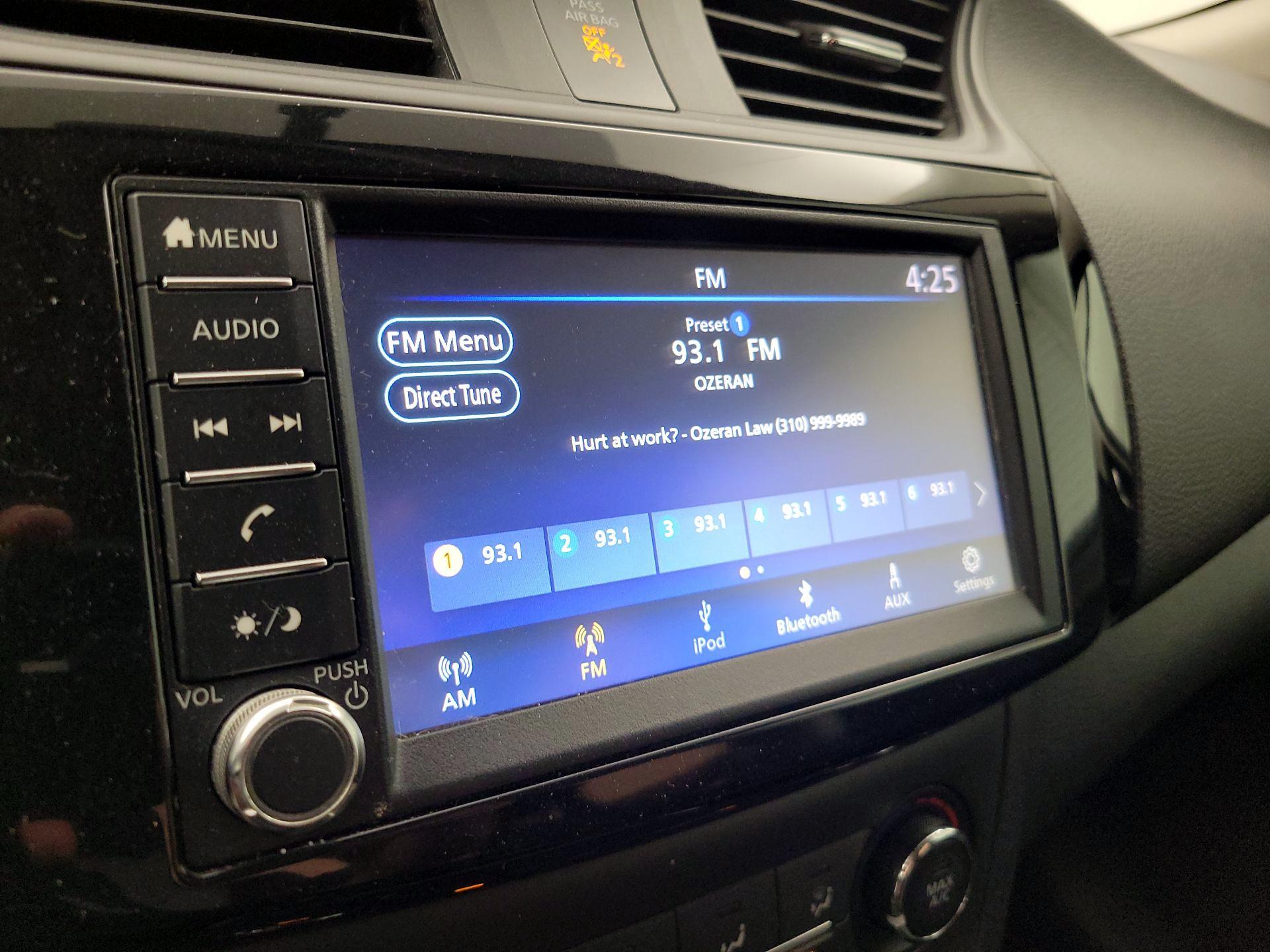 Thumbnail: 2019 Nissan Sentra - 15