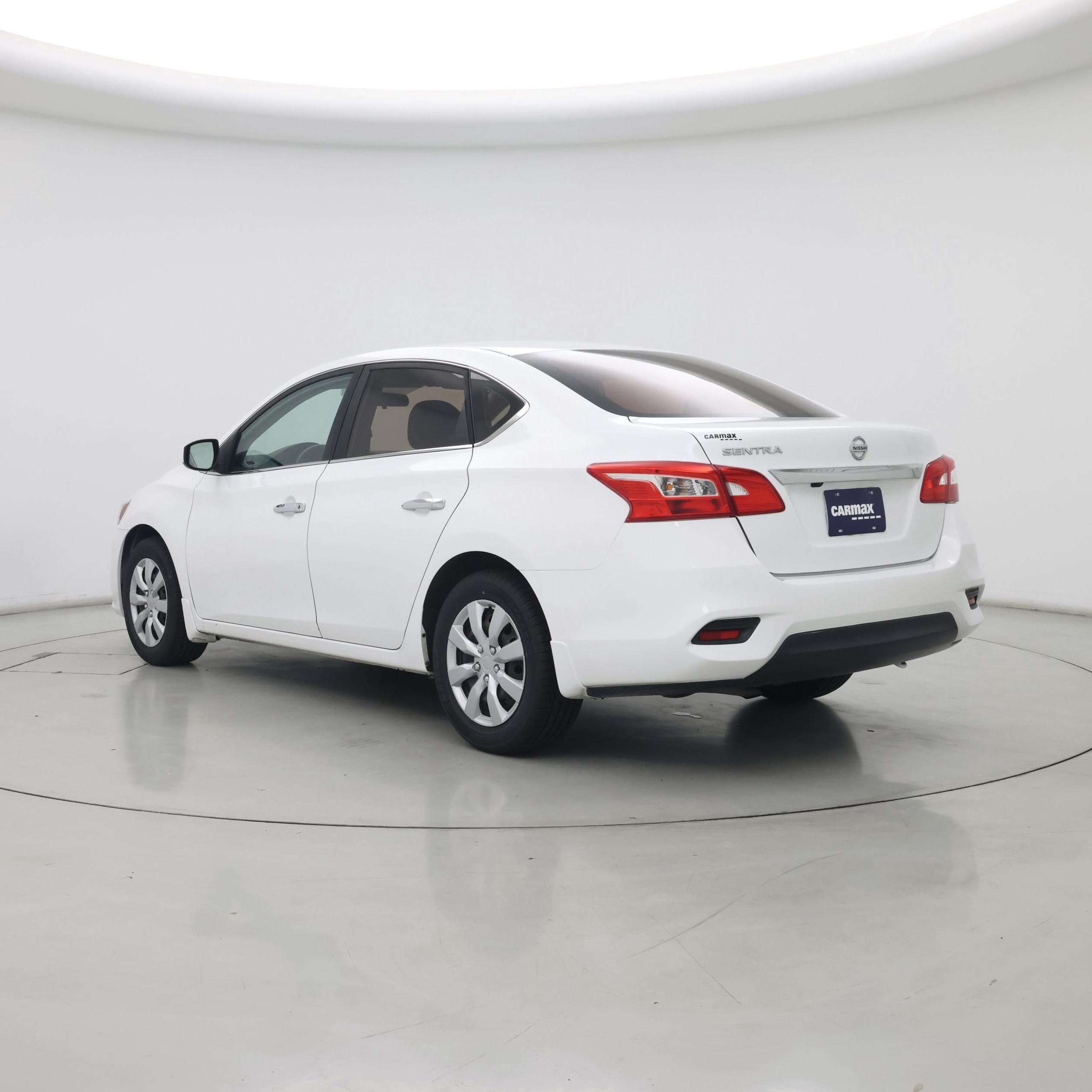 Thumbnail: 2019 Nissan Sentra - 2