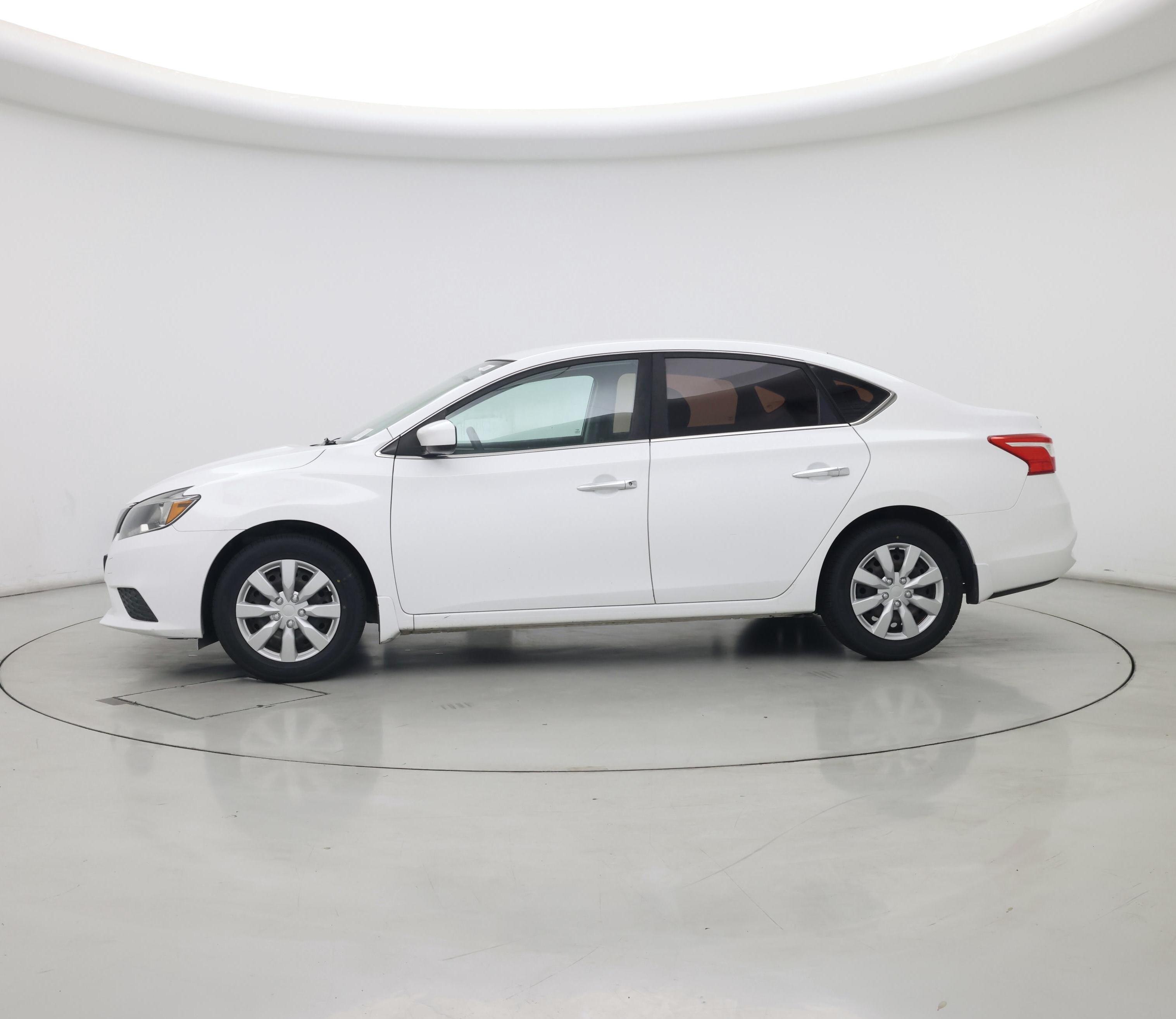 Thumbnail: 2019 Nissan Sentra - 3