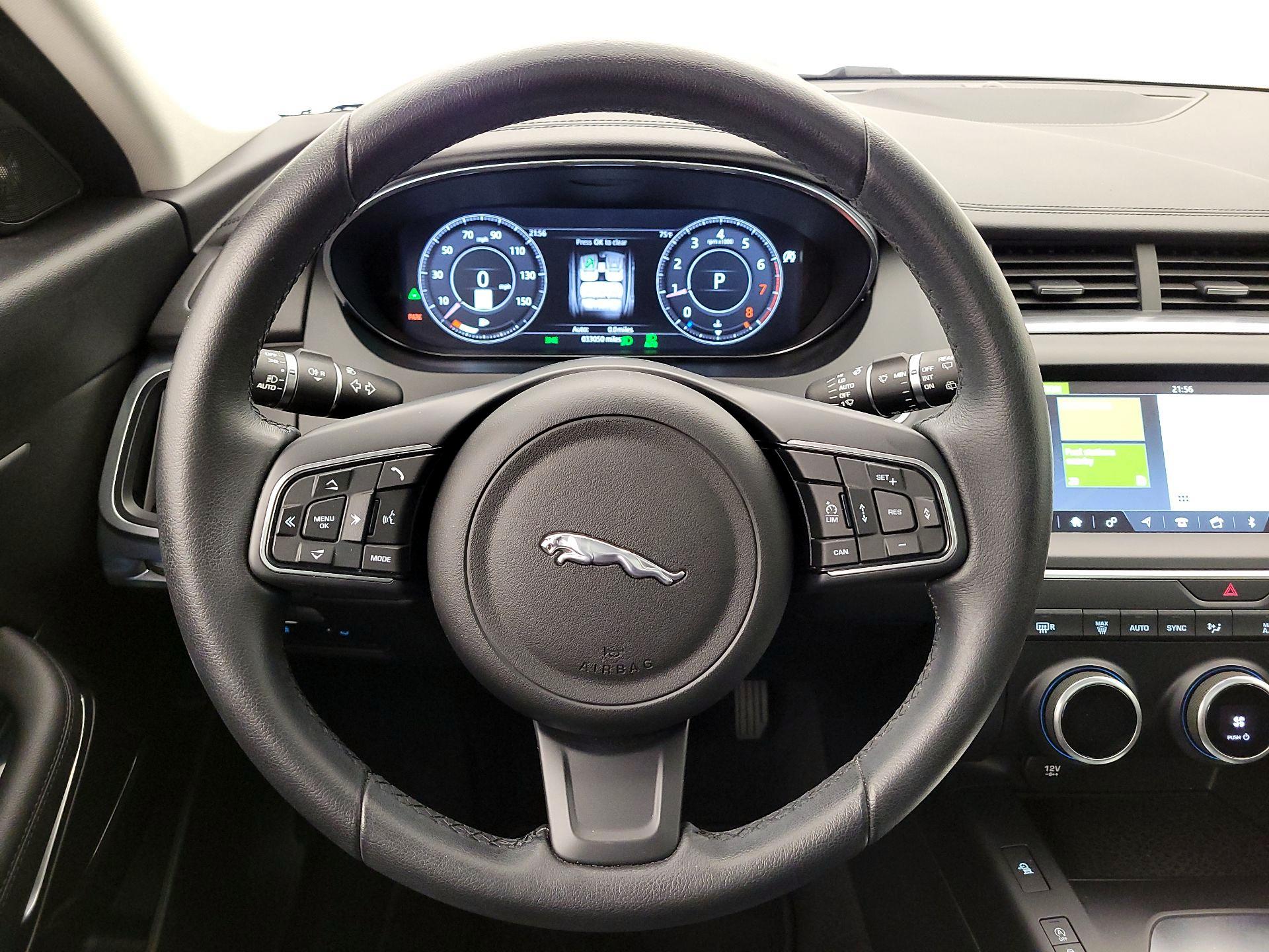 Thumbnail: 2019 Jaguar E-Pace - 10