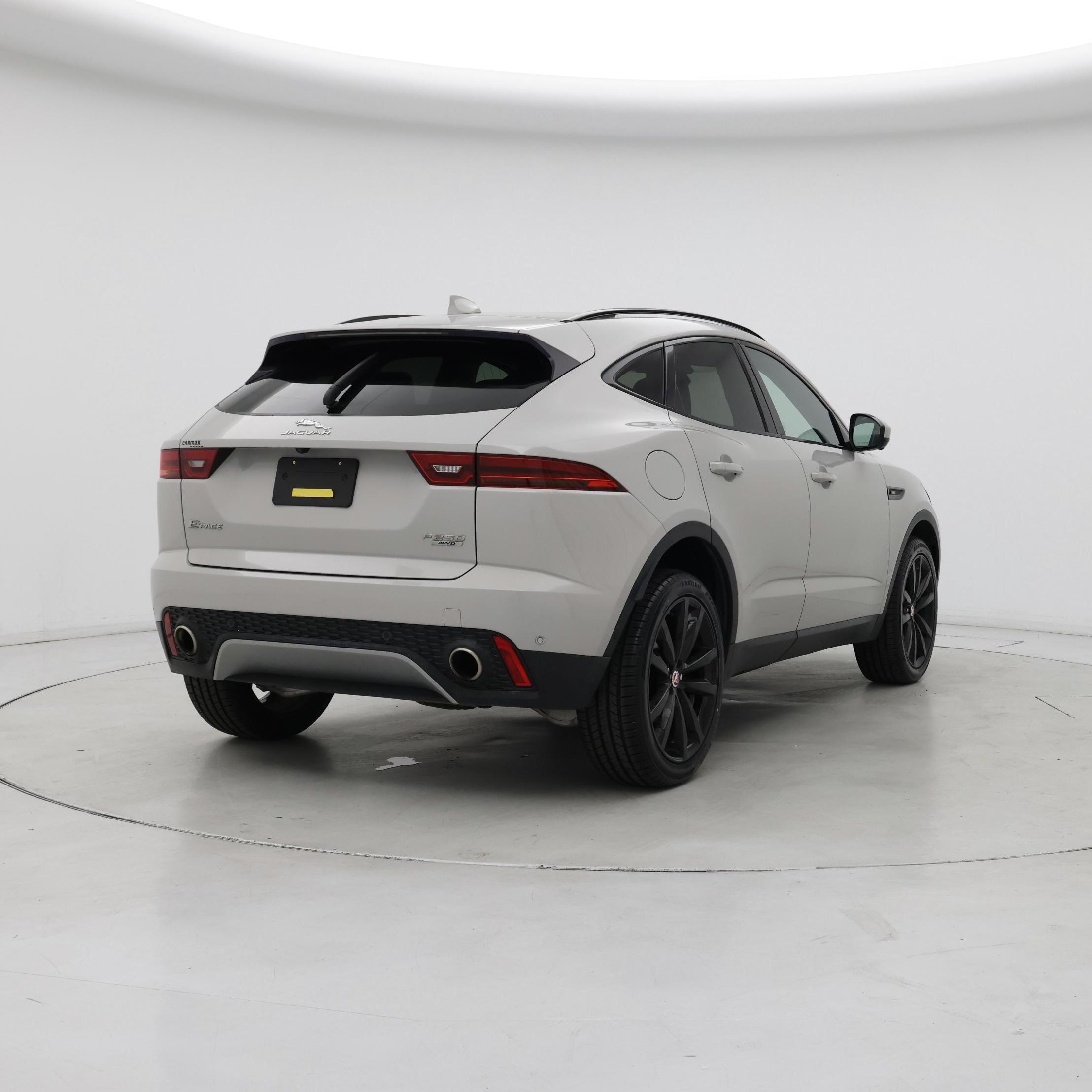 Thumbnail: 2019 Jaguar E-Pace - 8