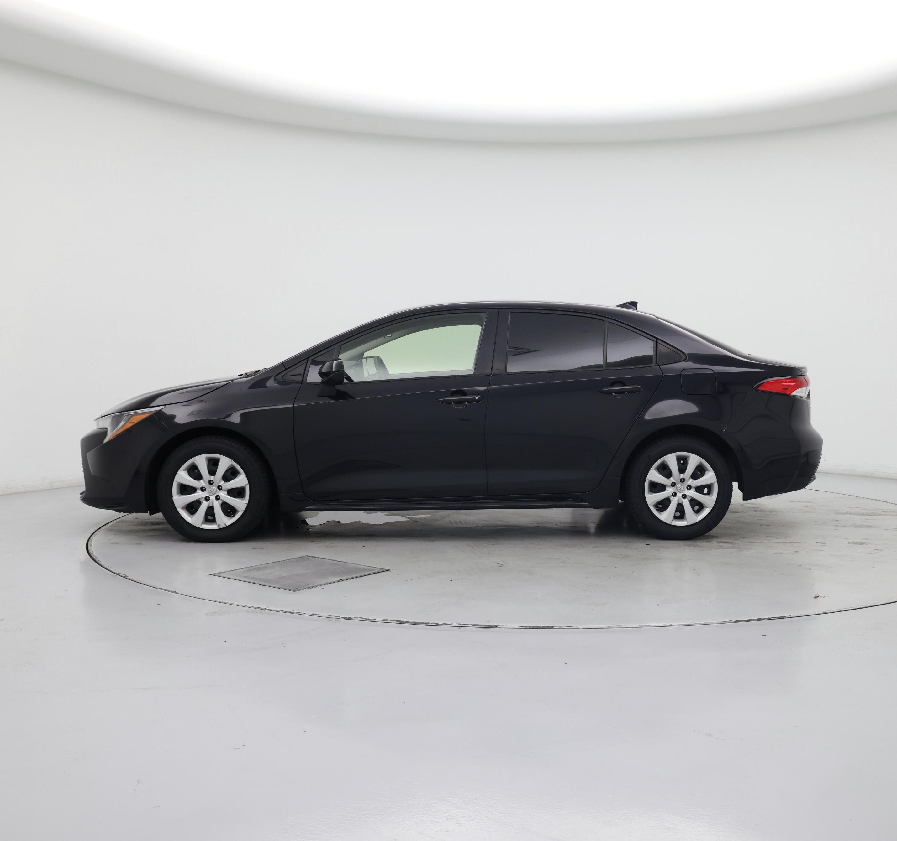 Thumbnail: 2024 Toyota Corolla - 3