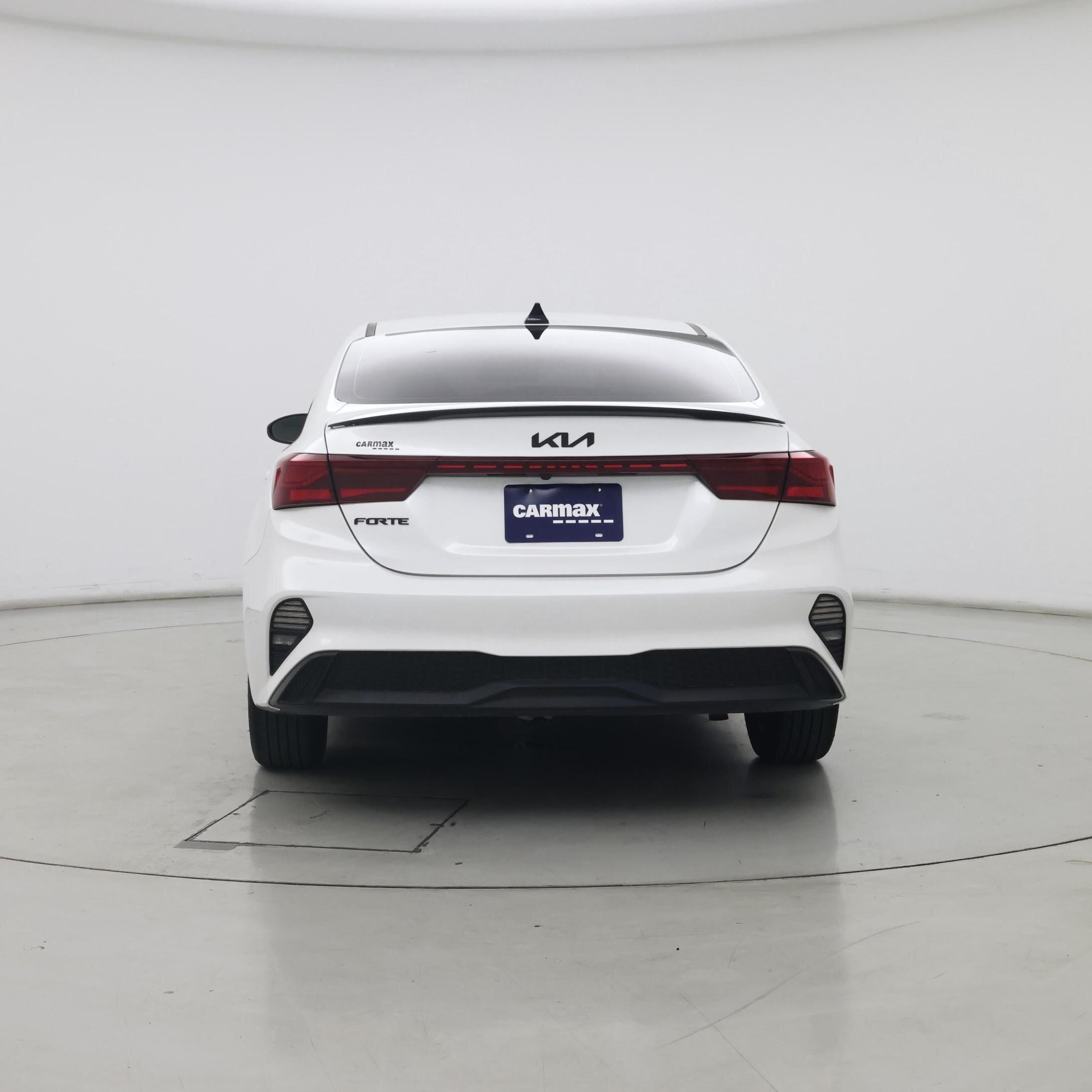 Thumbnail: 2022 Kia Forte - 6
