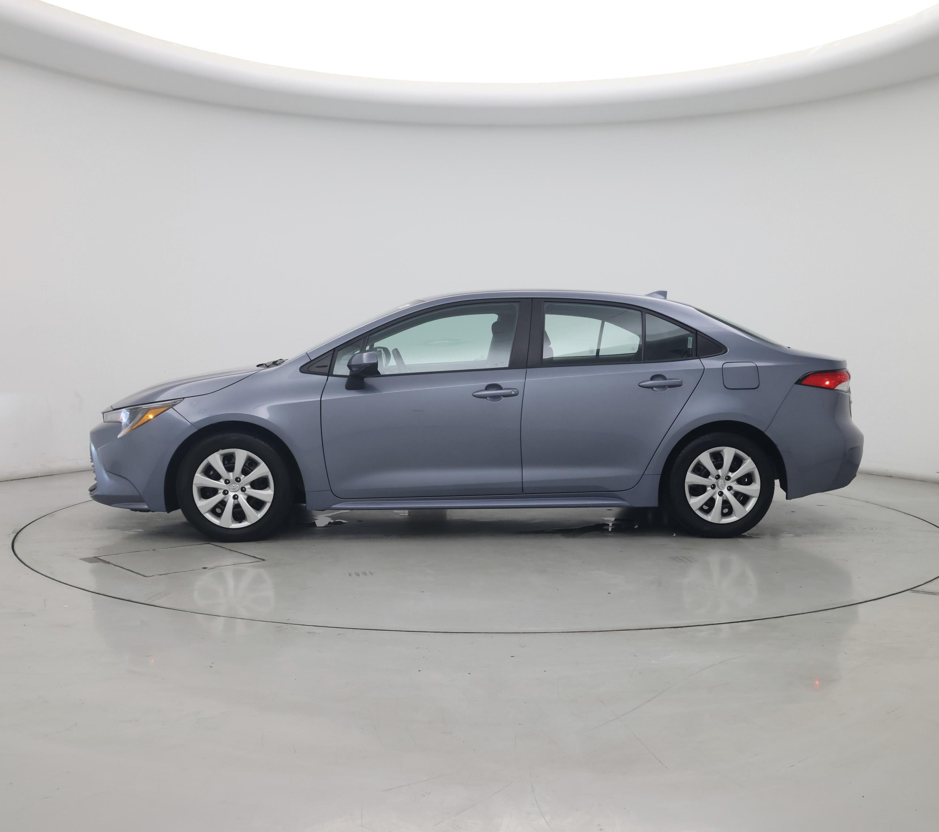 Thumbnail: 2024 Toyota Corolla - 3