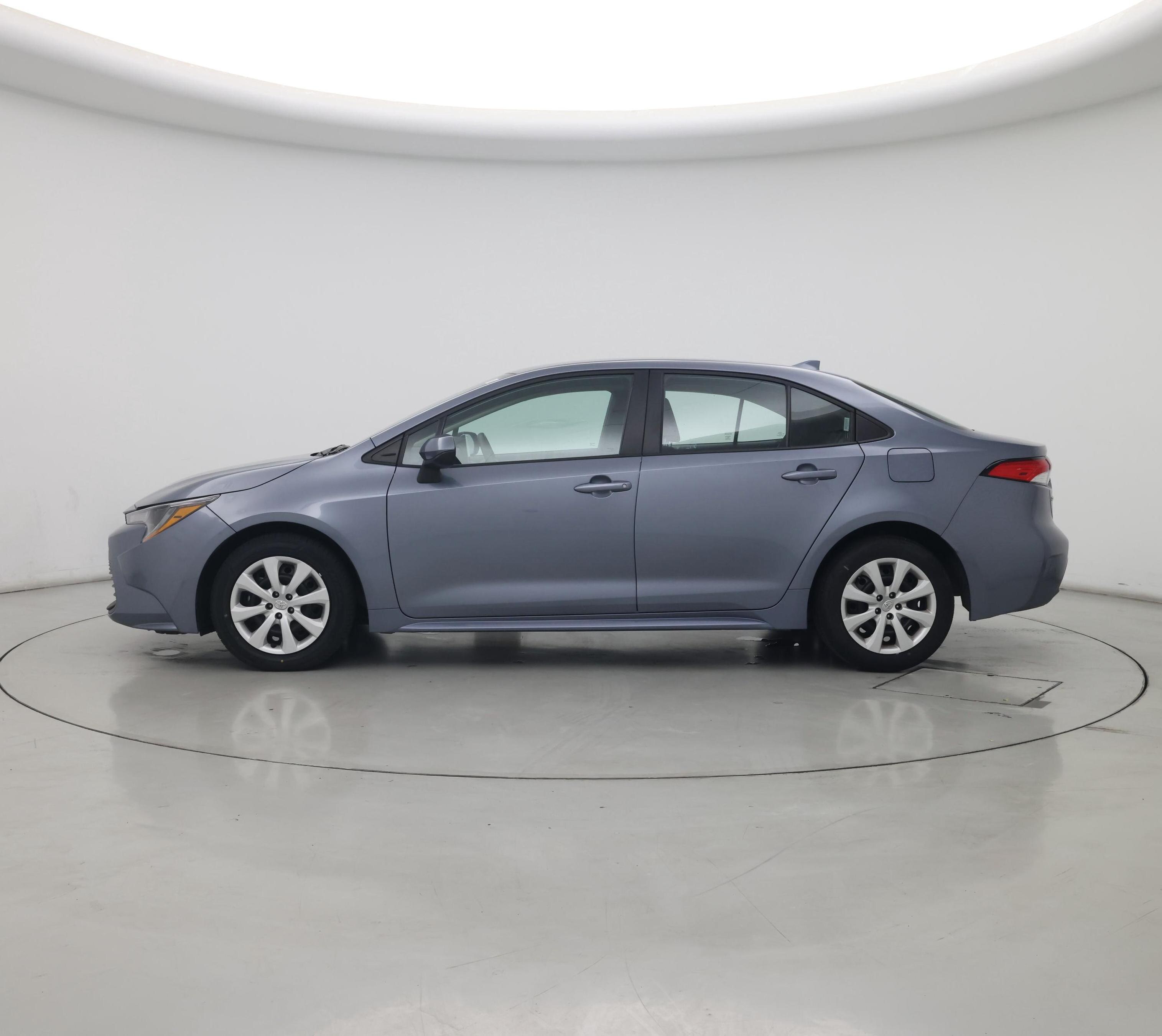 Thumbnail: 2024 Toyota Corolla - 3