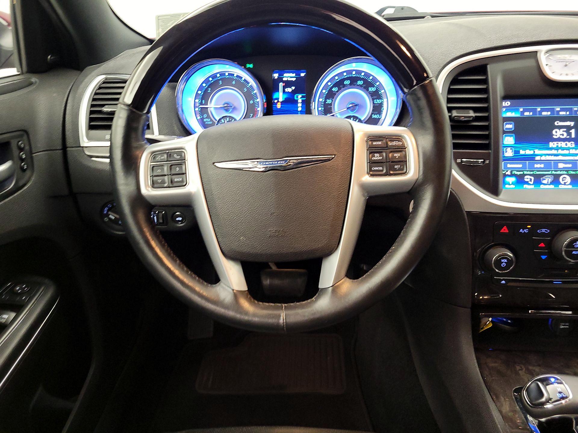 Thumbnail: 2014 Chrysler 300 - 10