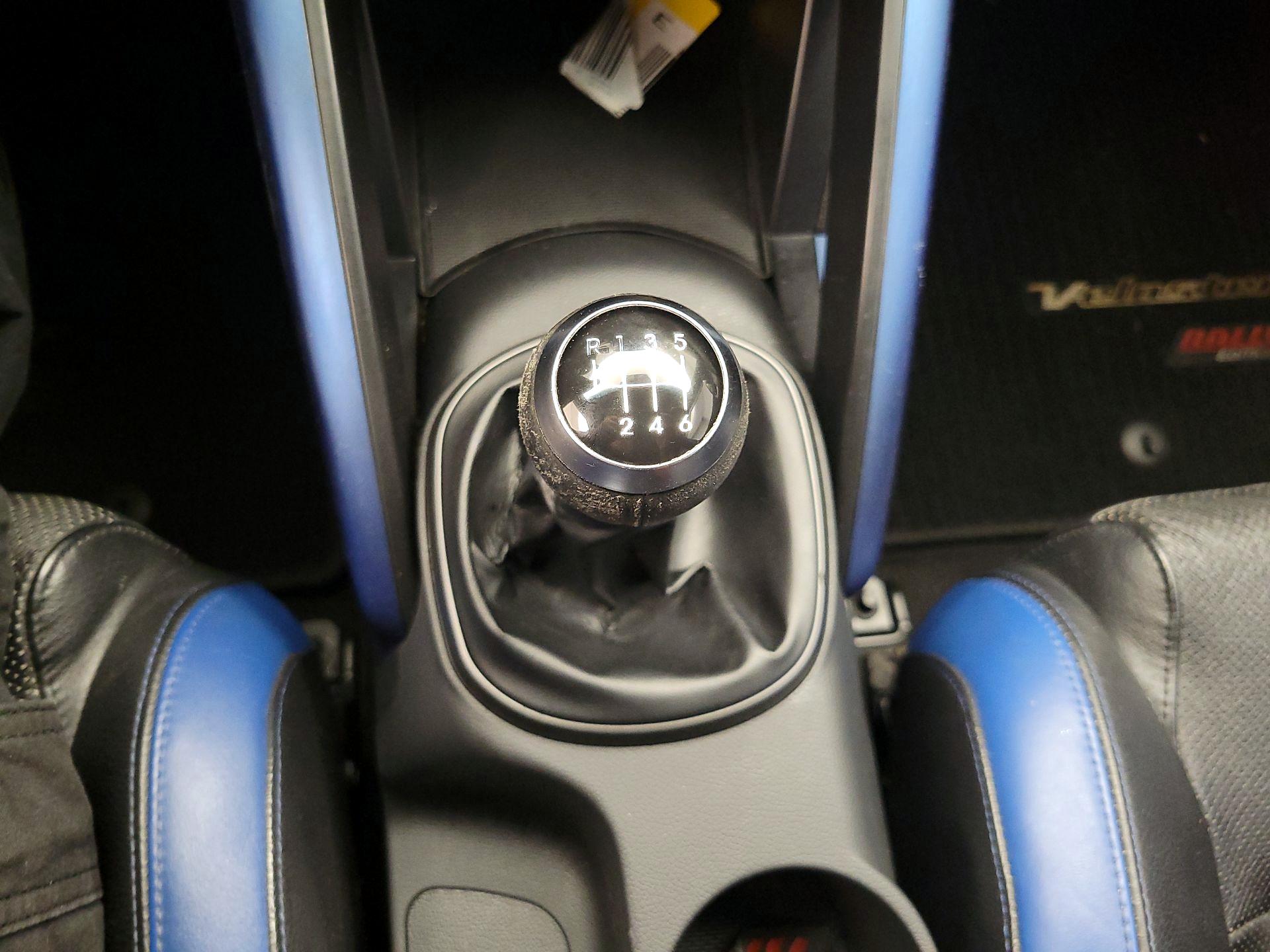 Thumbnail: 2016 Hyundai Veloster - 16