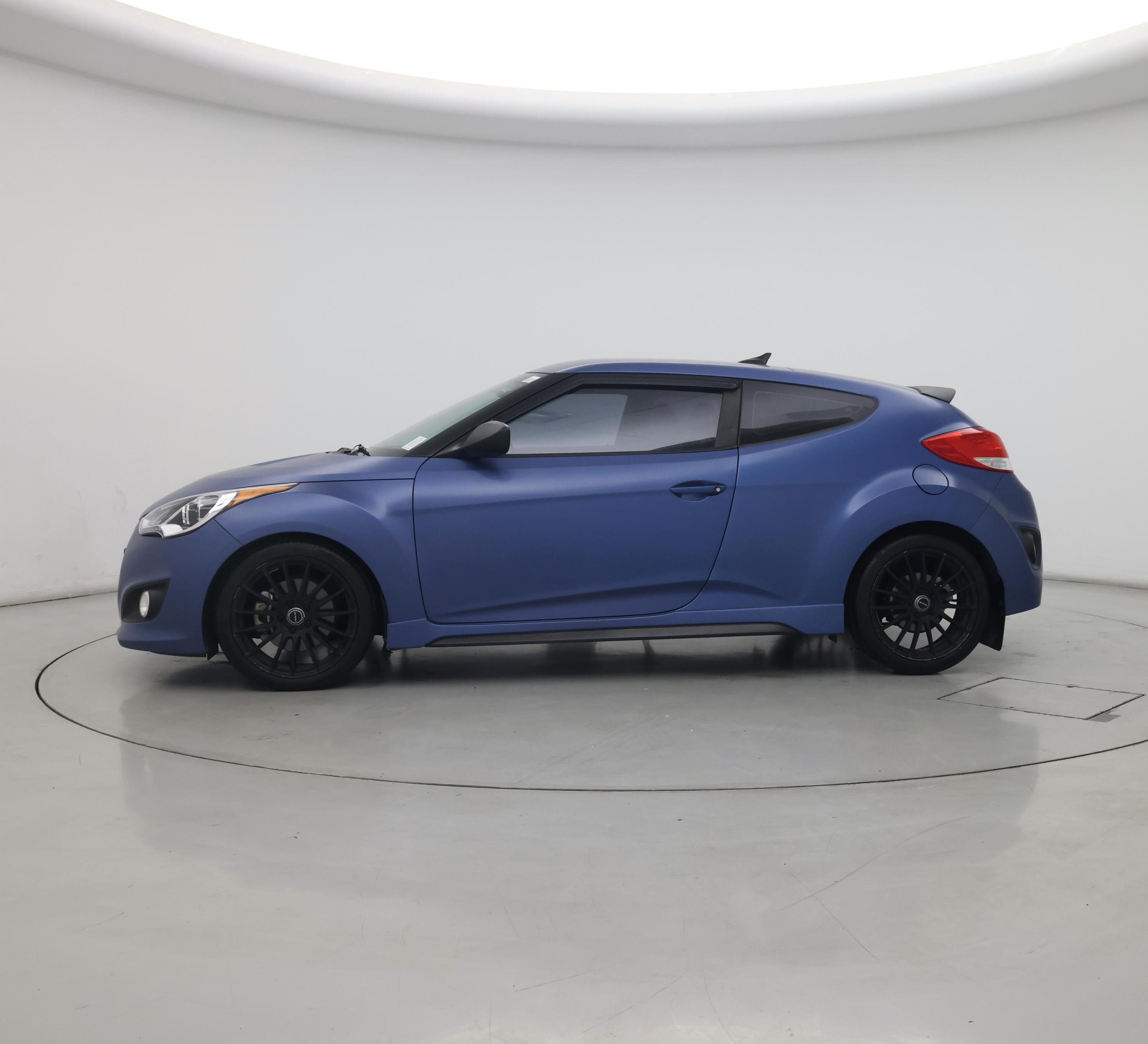 Thumbnail: 2016 Hyundai Veloster - 3