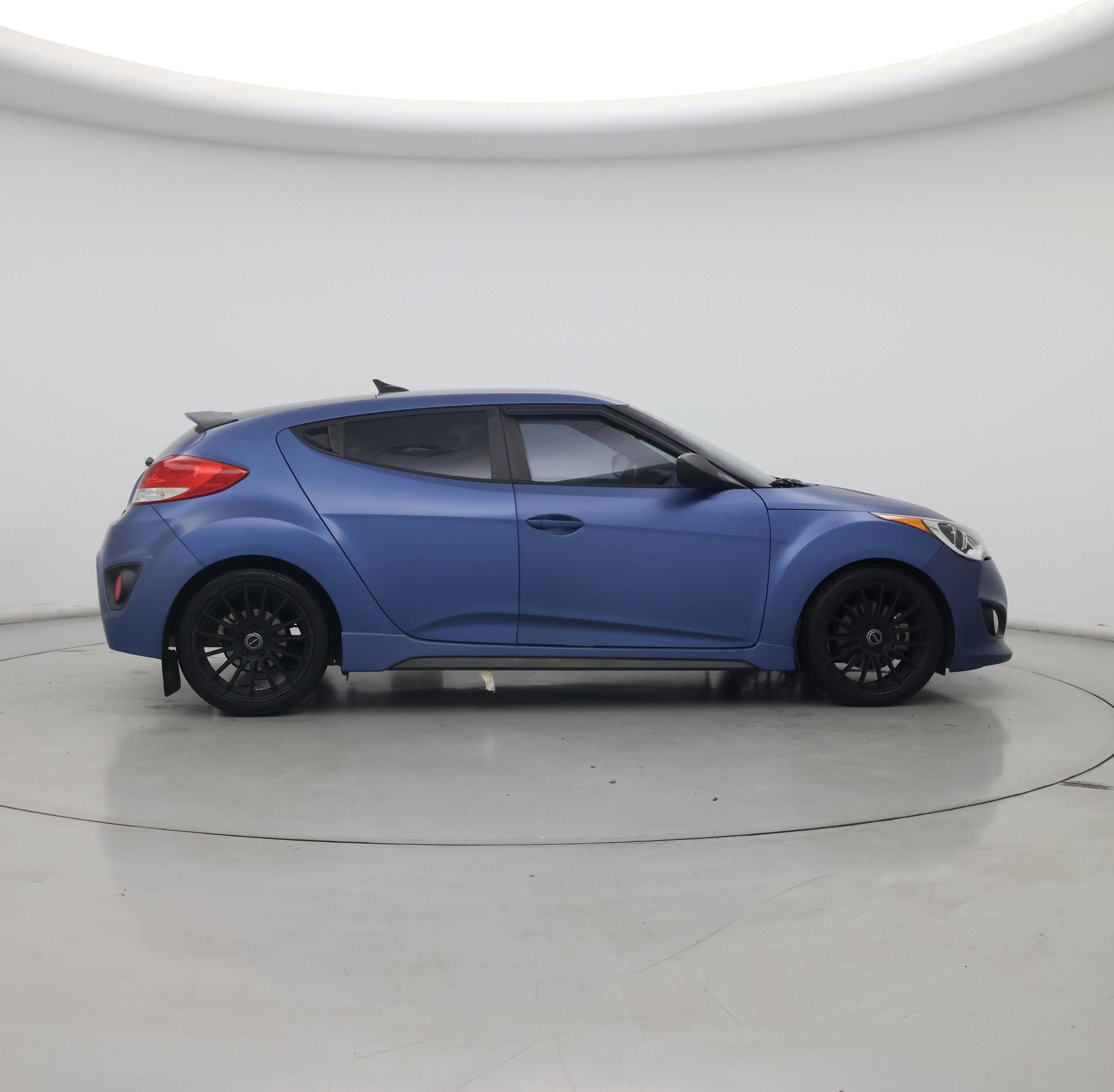 Thumbnail: 2016 Hyundai Veloster - 7