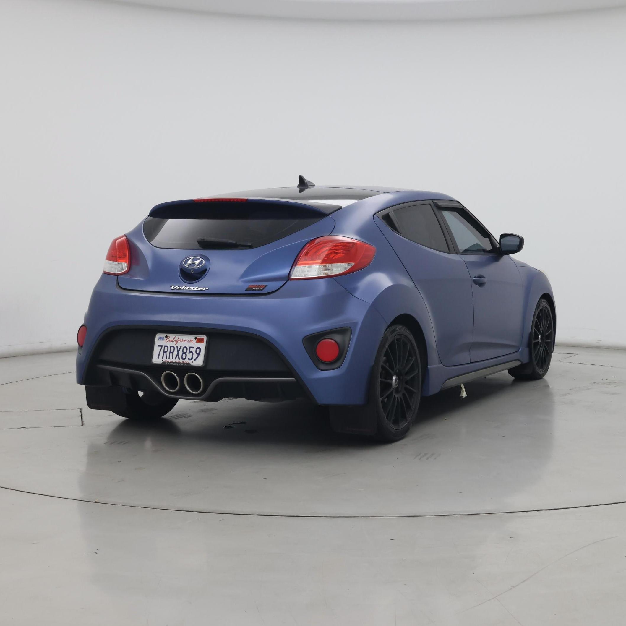 Thumbnail: 2016 Hyundai Veloster - 8