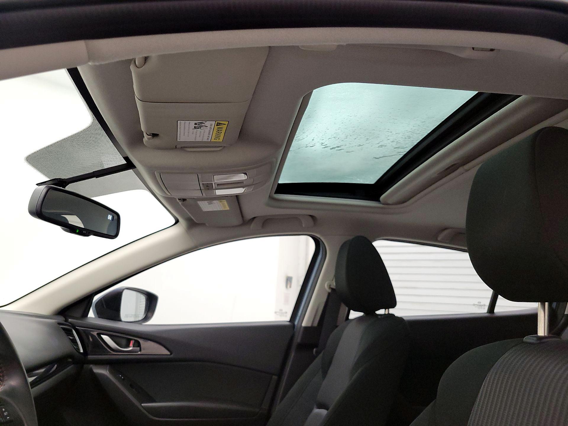Thumbnail: 2015 Mazda Mazda3 - 19