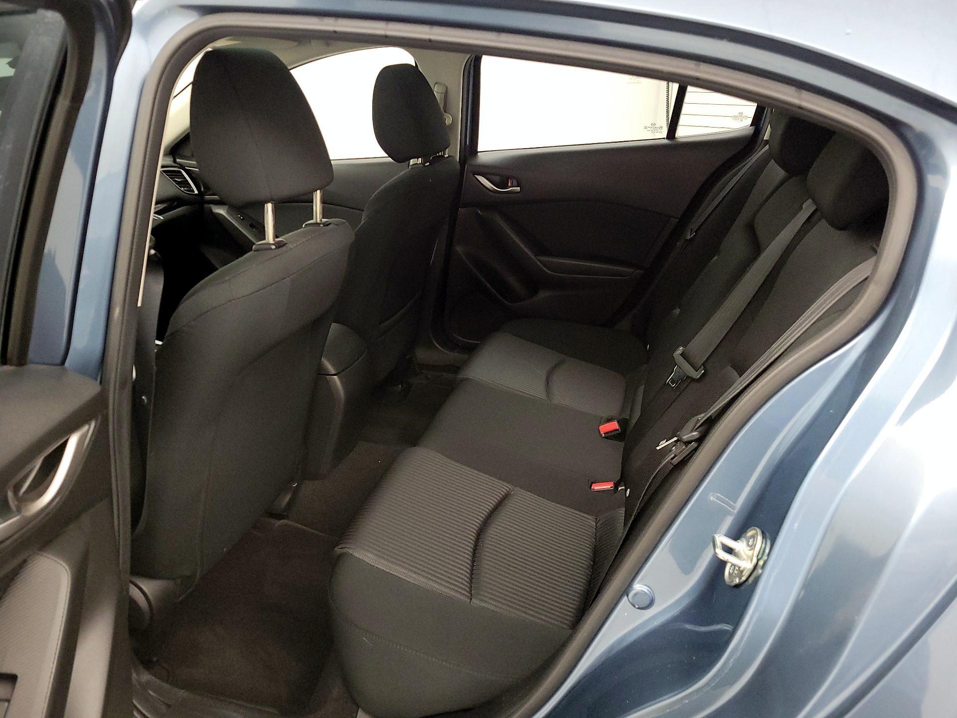 Thumbnail: 2015 Mazda Mazda3 - 20