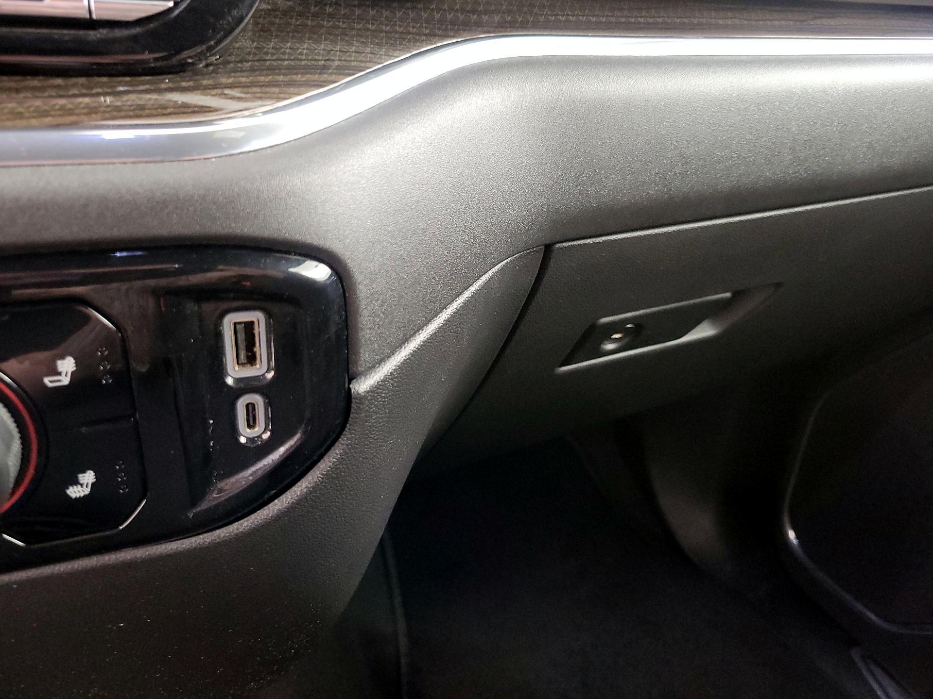 Thumbnail: 2023 Chevrolet Silverado 1500 - 18