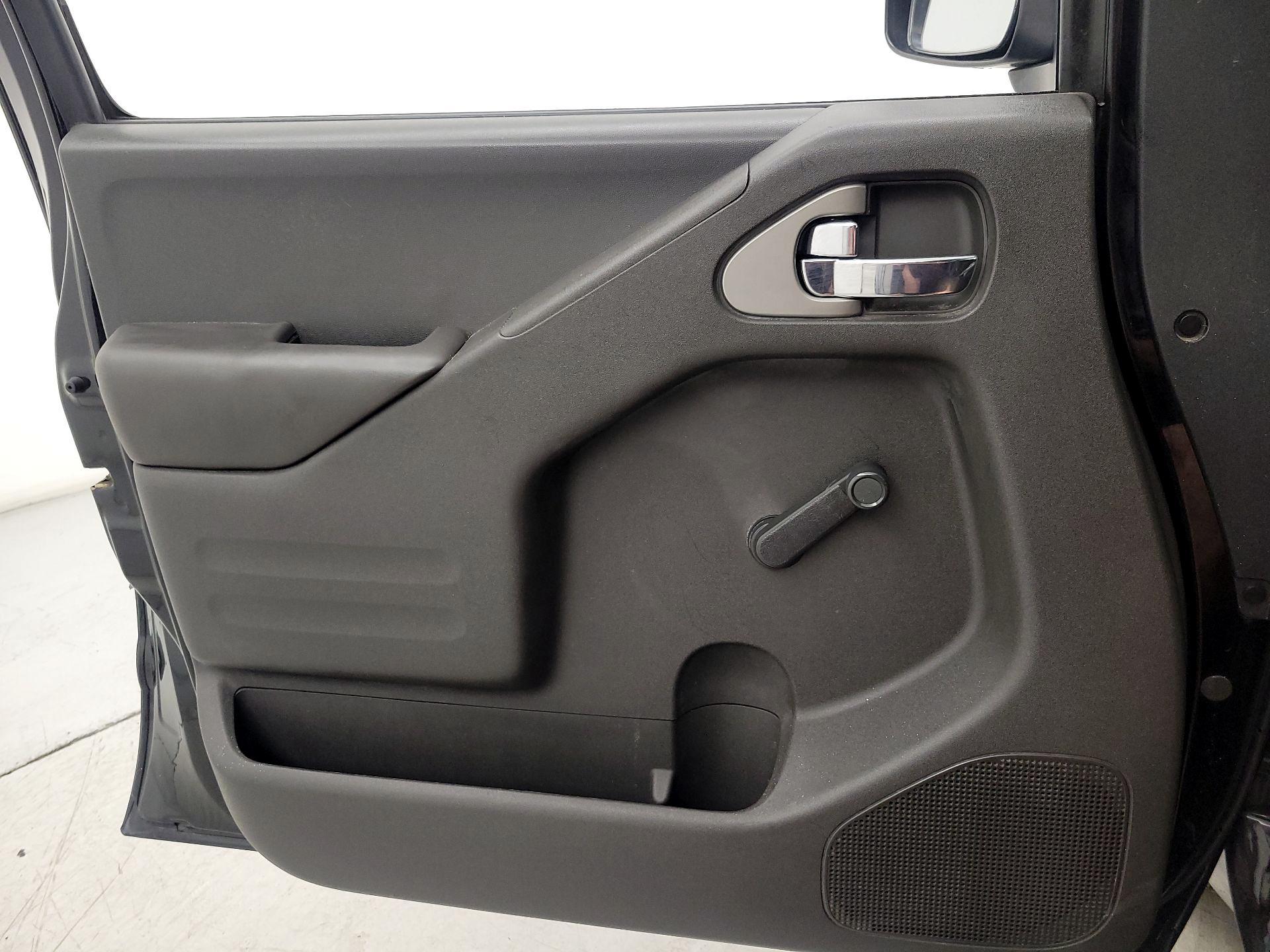 Thumbnail: 2017 Nissan Frontier - 12