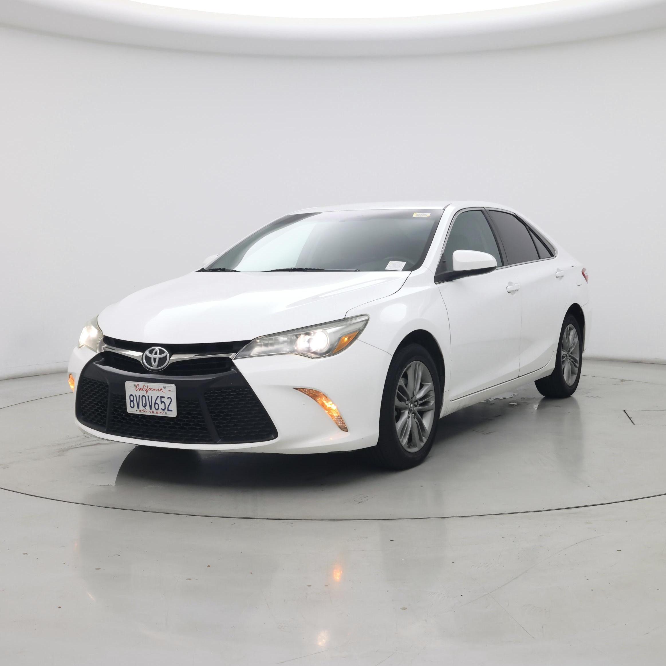 Thumbnail: 2016 Toyota Camry - 4