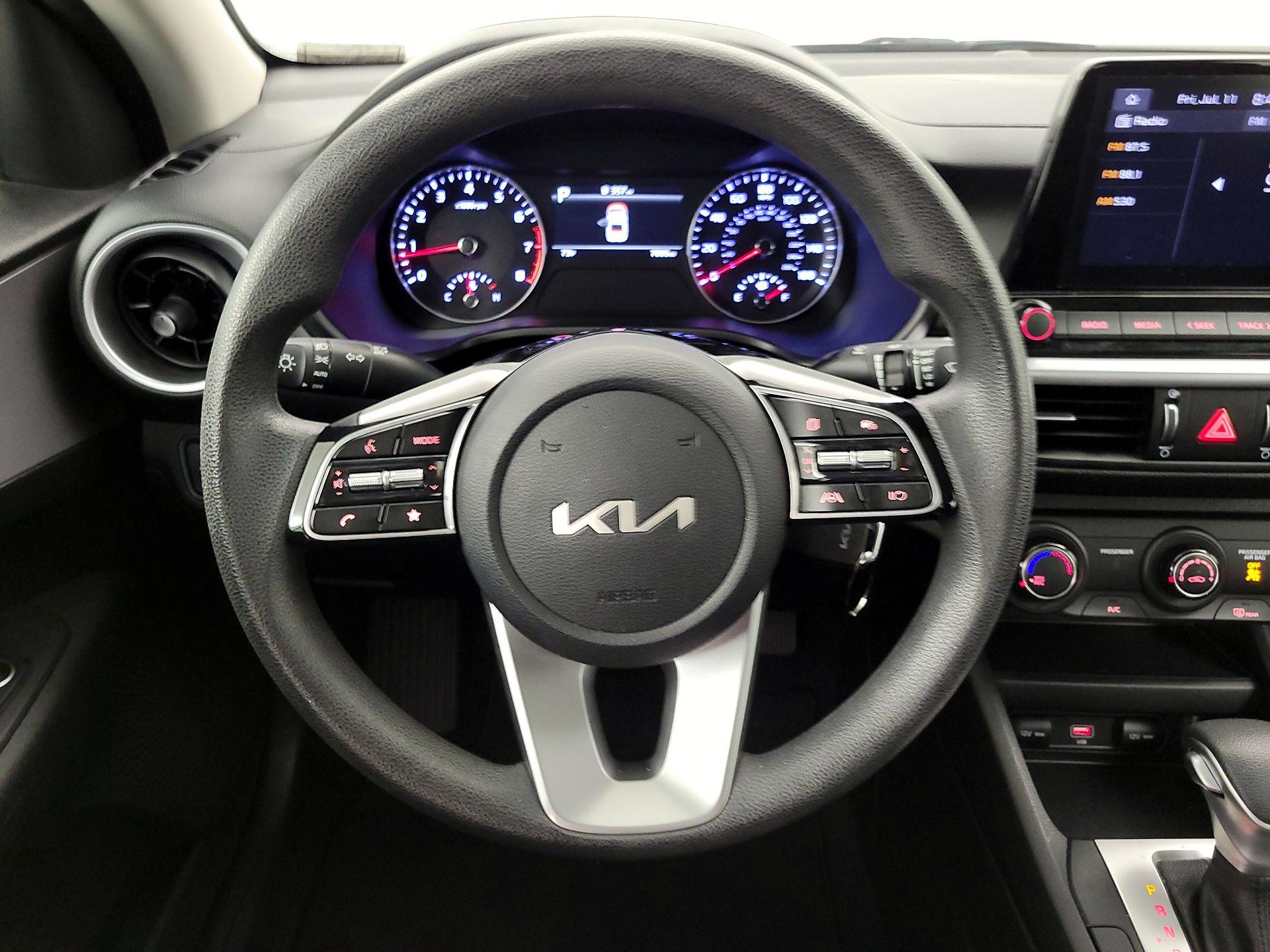 Thumbnail: 2023 Kia Forte - 10