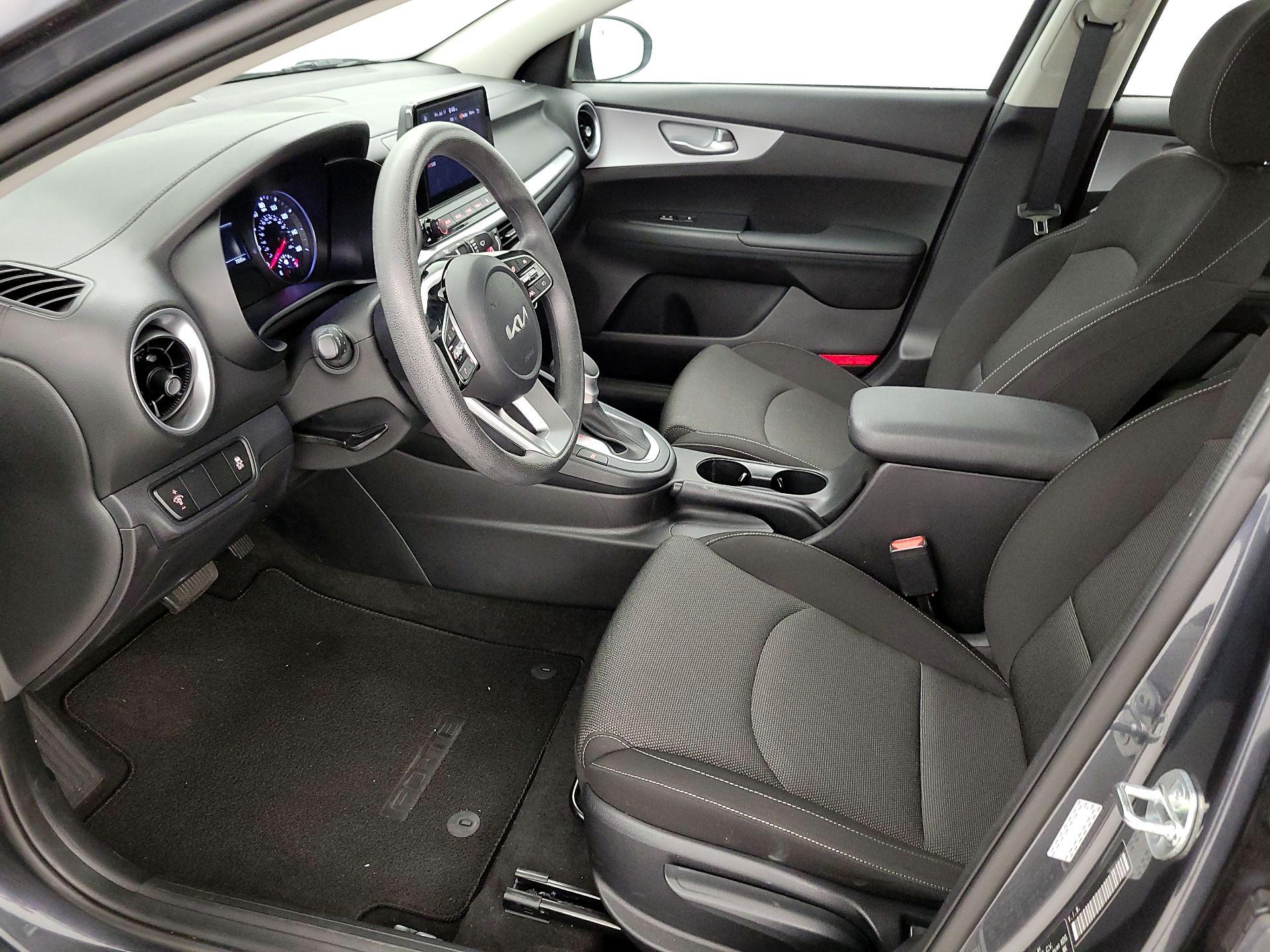 Thumbnail: 2023 Kia Forte - 11