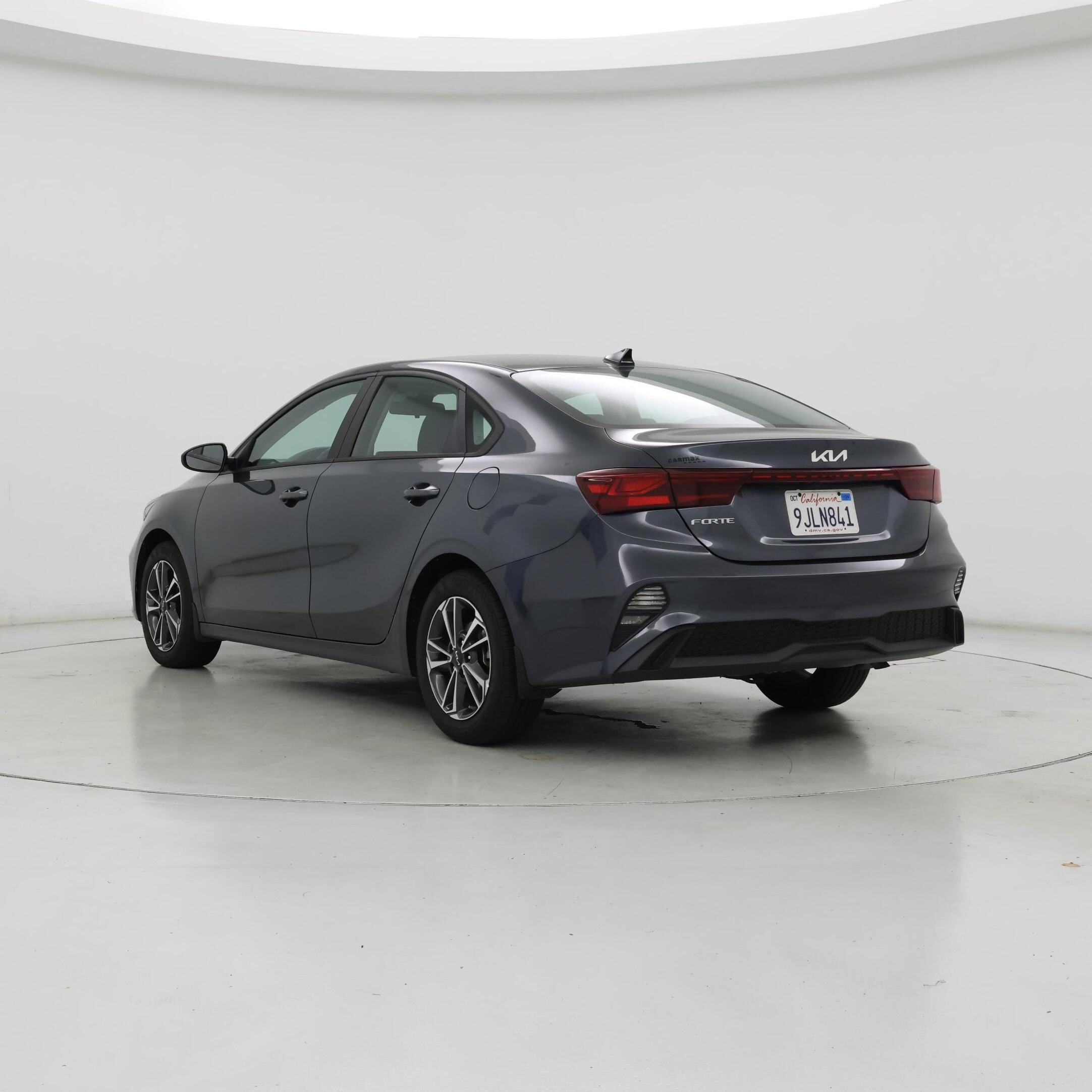 Thumbnail: 2023 Kia Forte - 2