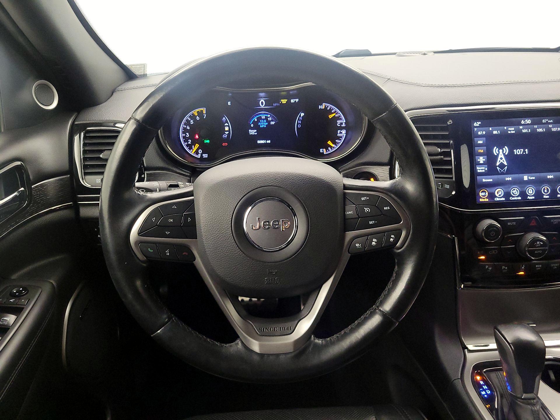 Thumbnail: 2020 Jeep Grand Cherokee - 10