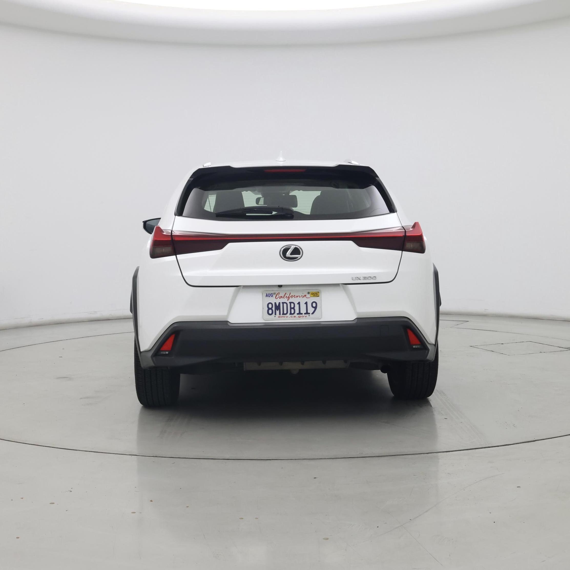 Thumbnail: 2019 Lexus UX - 6