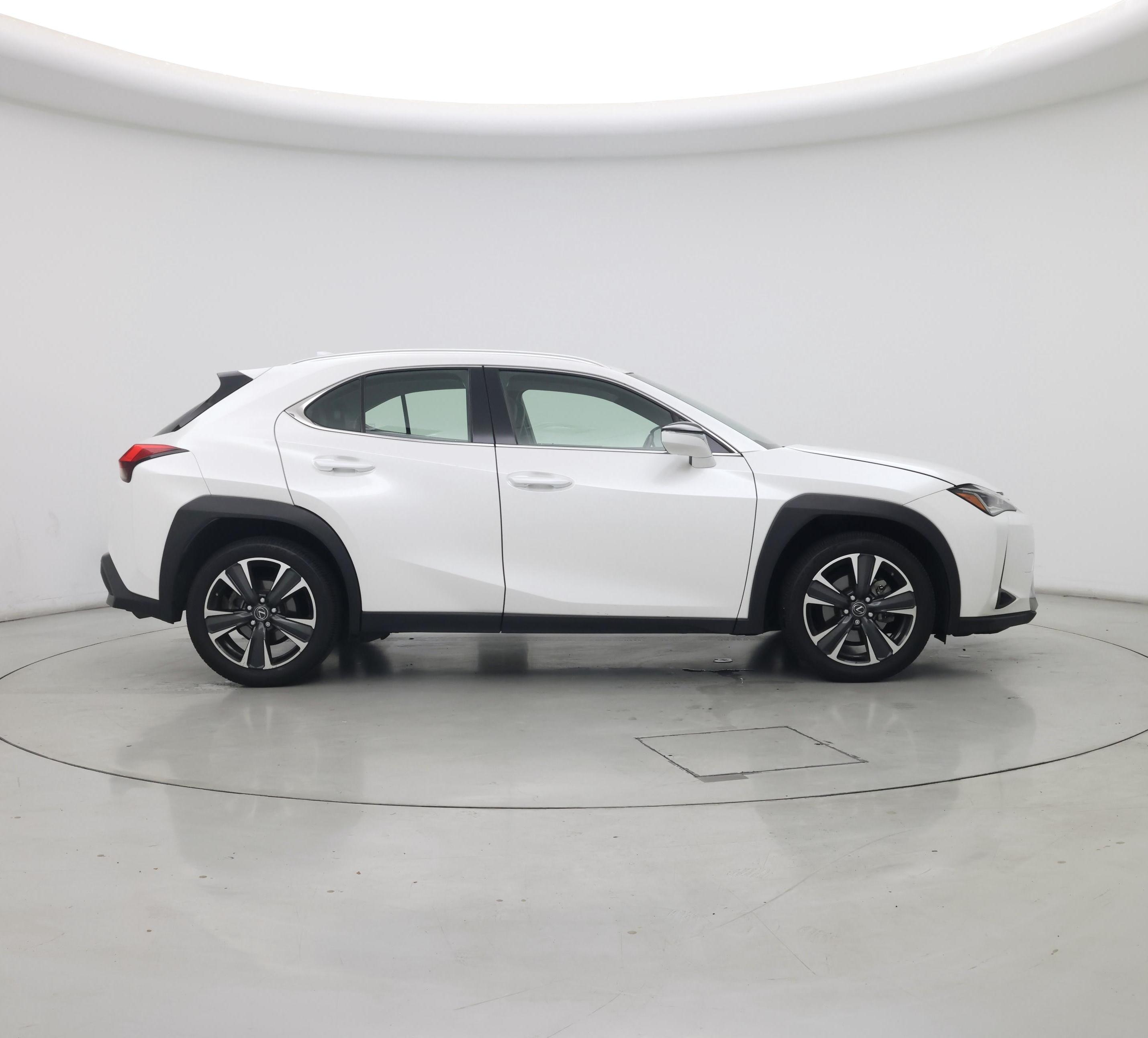 Thumbnail: 2019 Lexus UX - 7