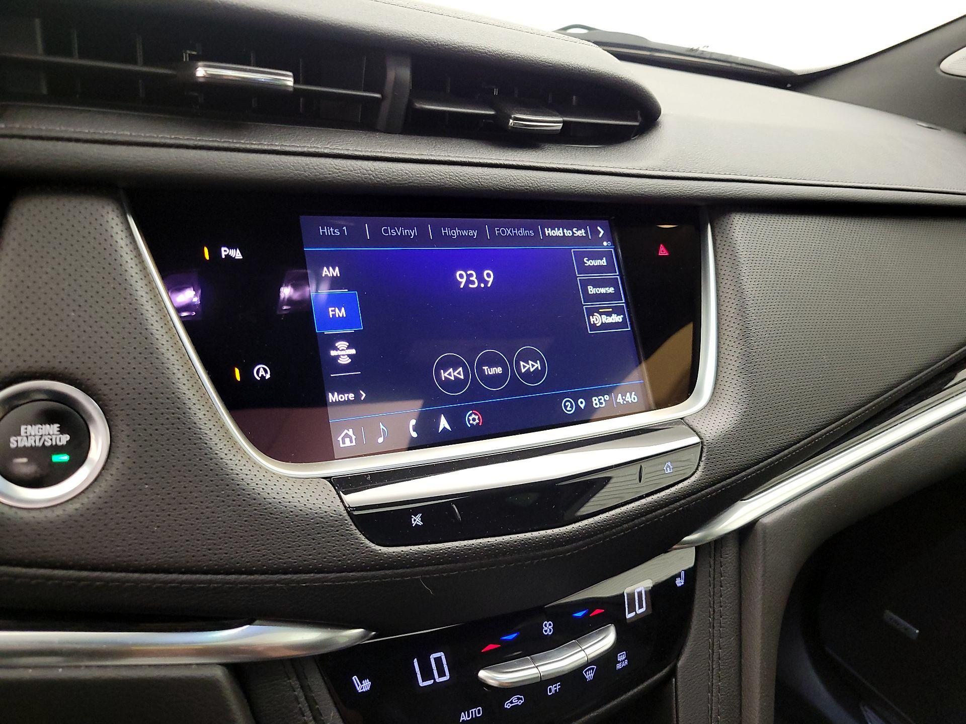 Thumbnail: 2022 Cadillac XT5 - 15